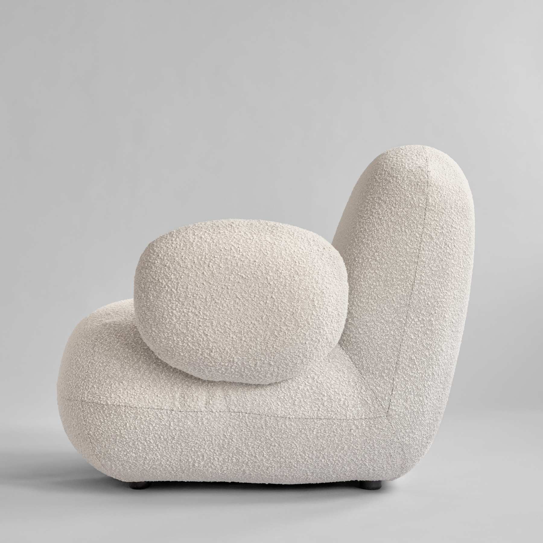 TOE FLAT Sessel aus weißem Bouclé