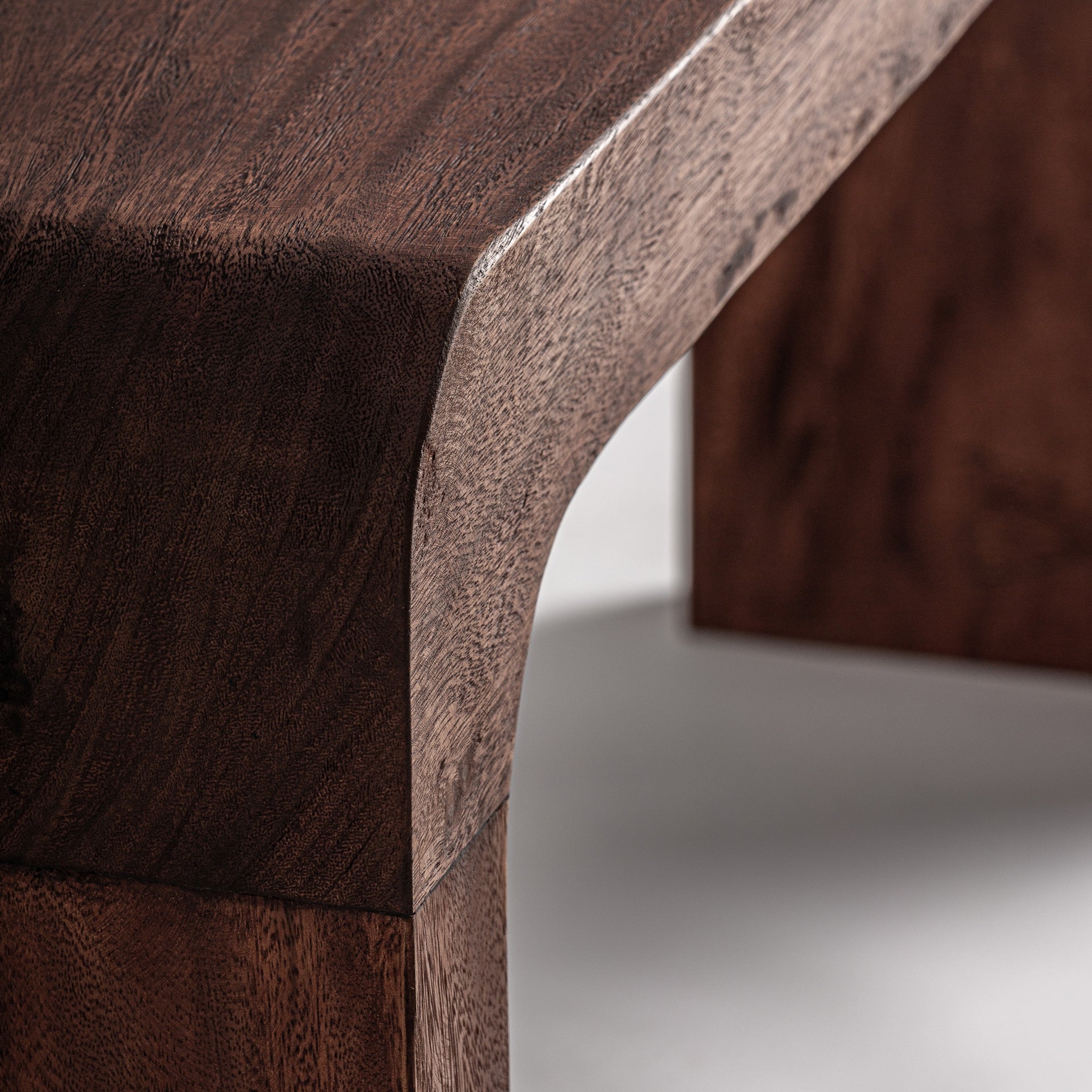 BELINTA Console Suar Wood