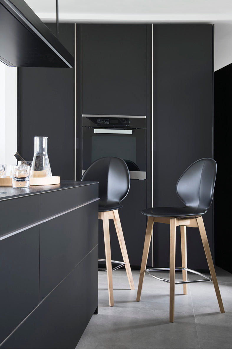 BASIL bar stool with gray seat and dark wooden base