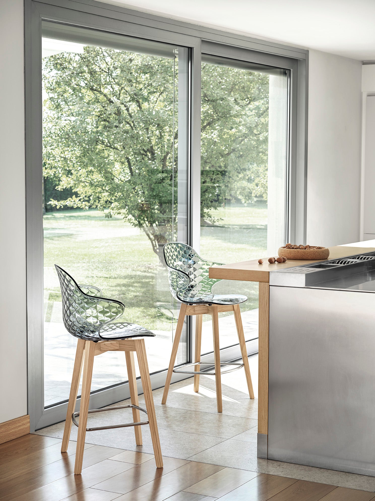 Bar Stool SAINT TROPEZ with Brown Seat and Dark Wooden Base