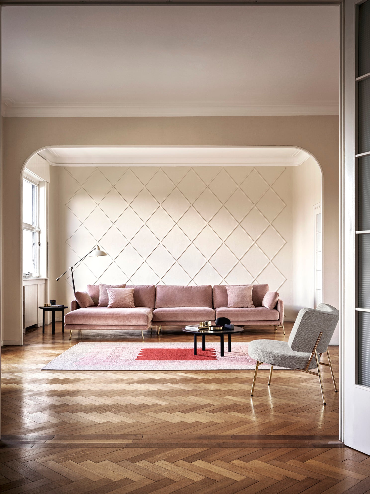 Sessel COCO gepolstert mit schwarzem Gestell