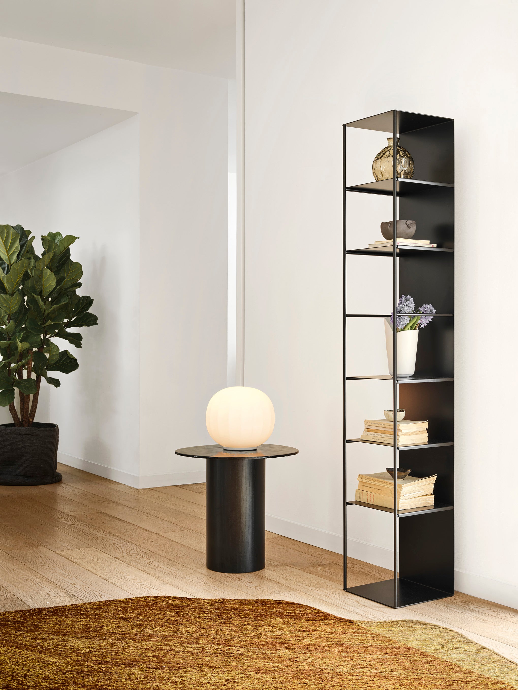 LINE shelf black