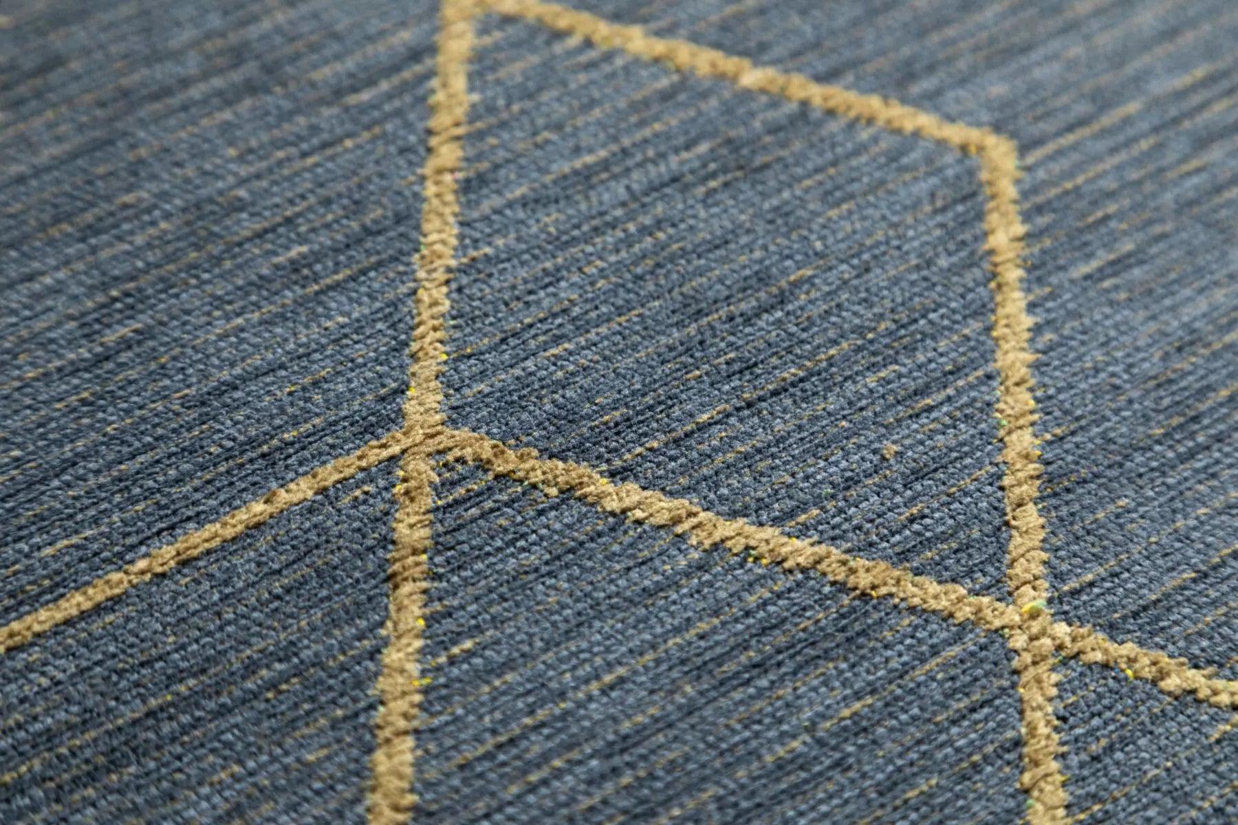 Dywan CUBE złoty Carpet Decor Eye on Design
