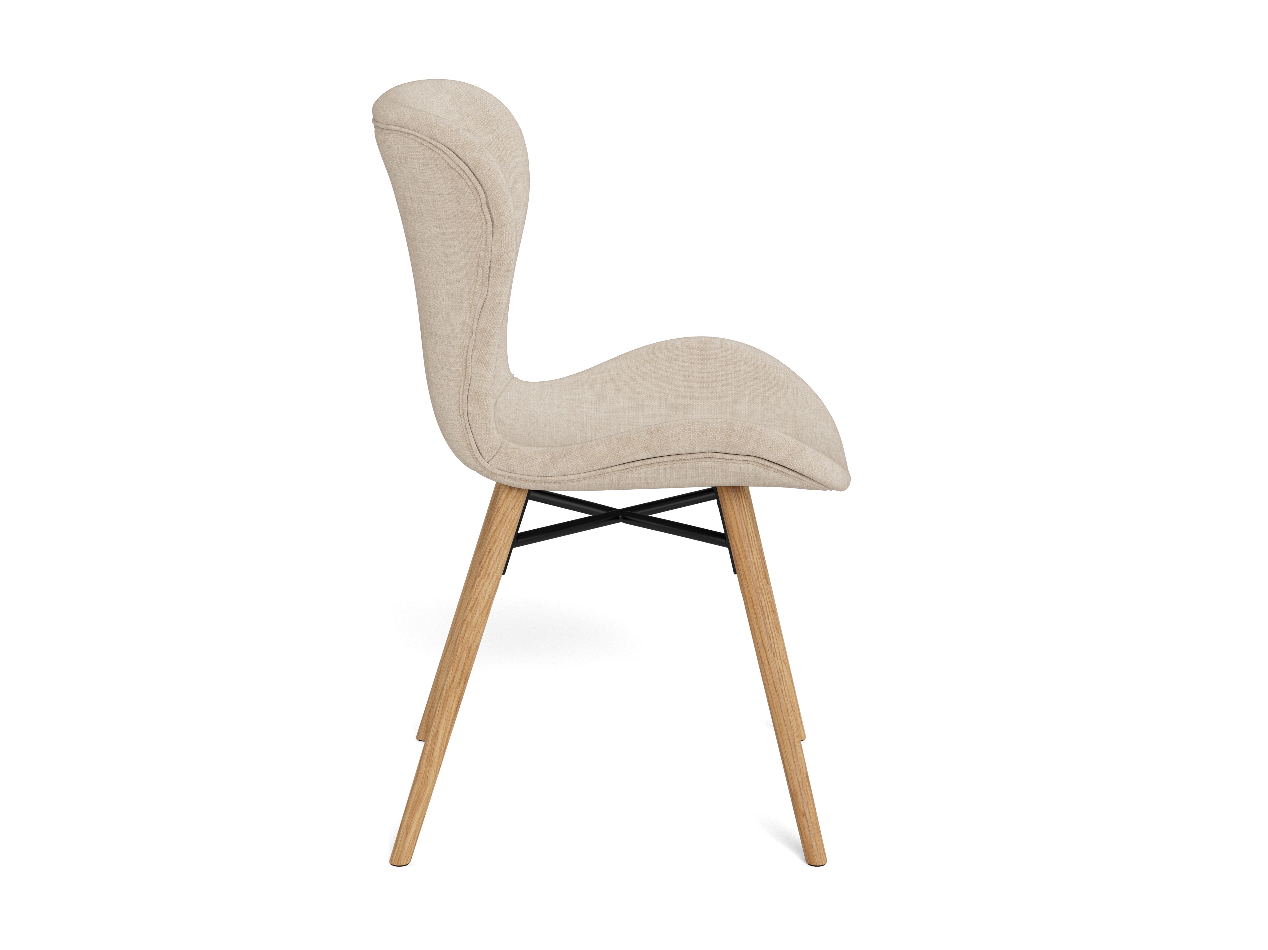 Batilda sand chair with a wooden base