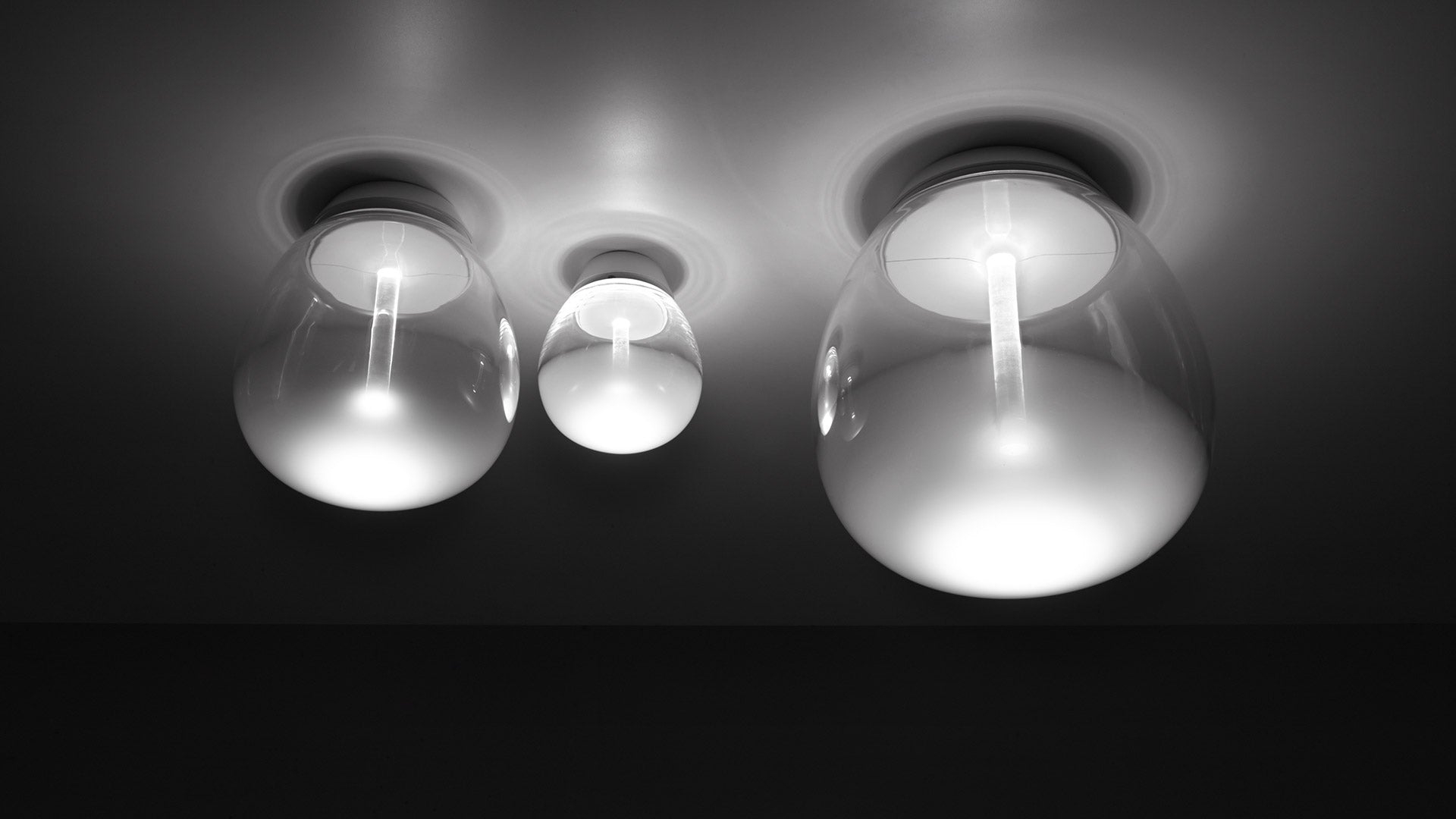 Wandleuchte EMPATIA mundgeblasenes Glas