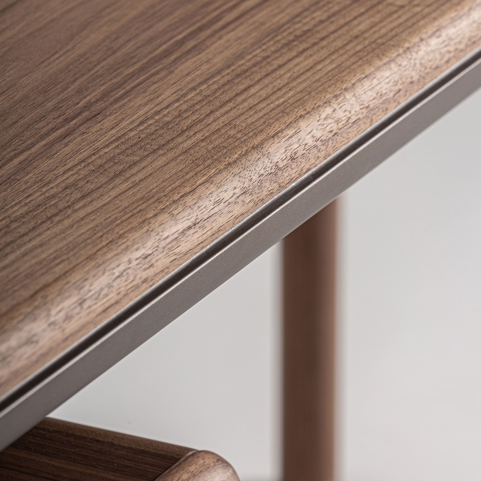 GISWIL Desk in Brown