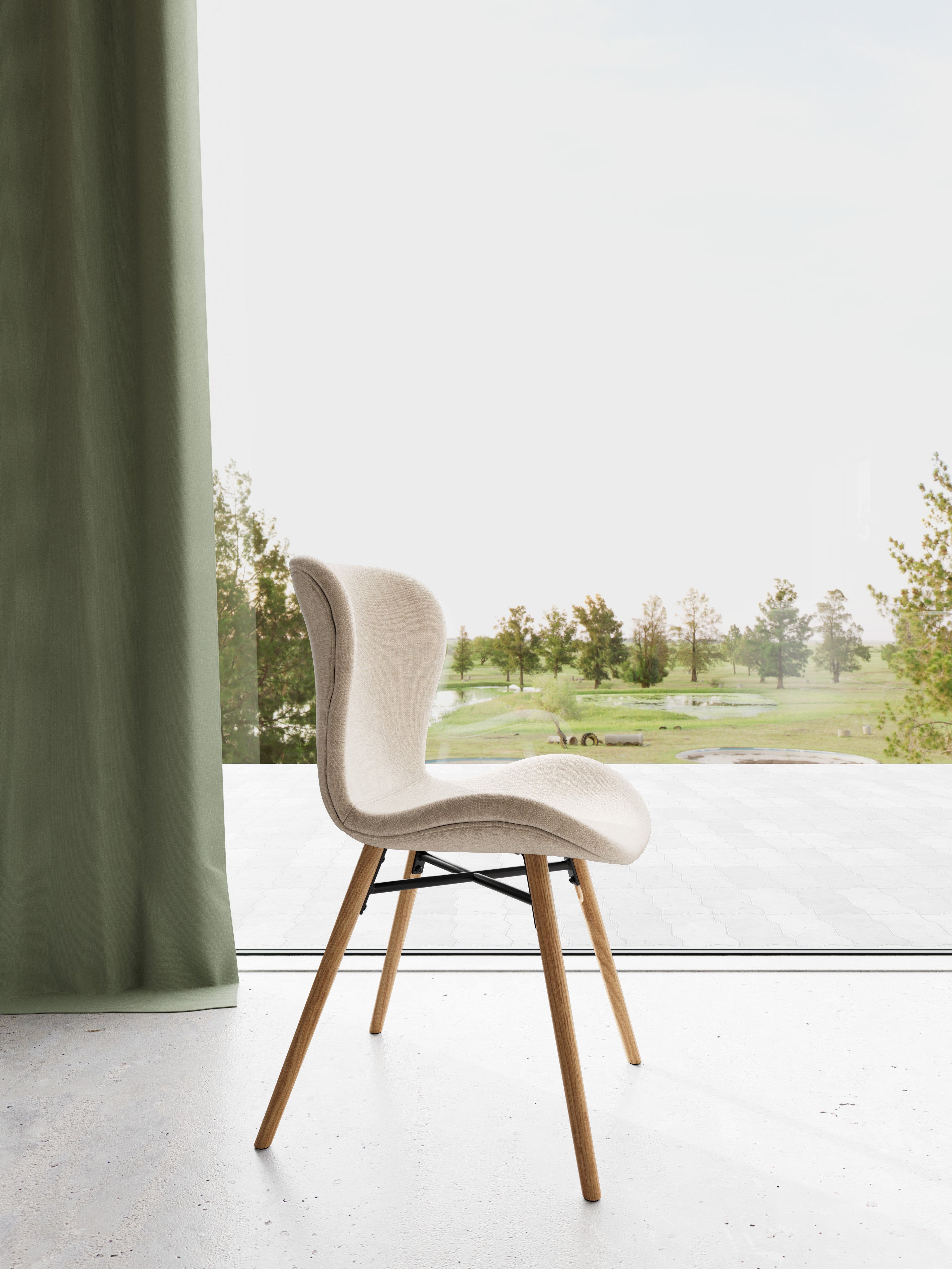 Batilda sand chair with a wooden base