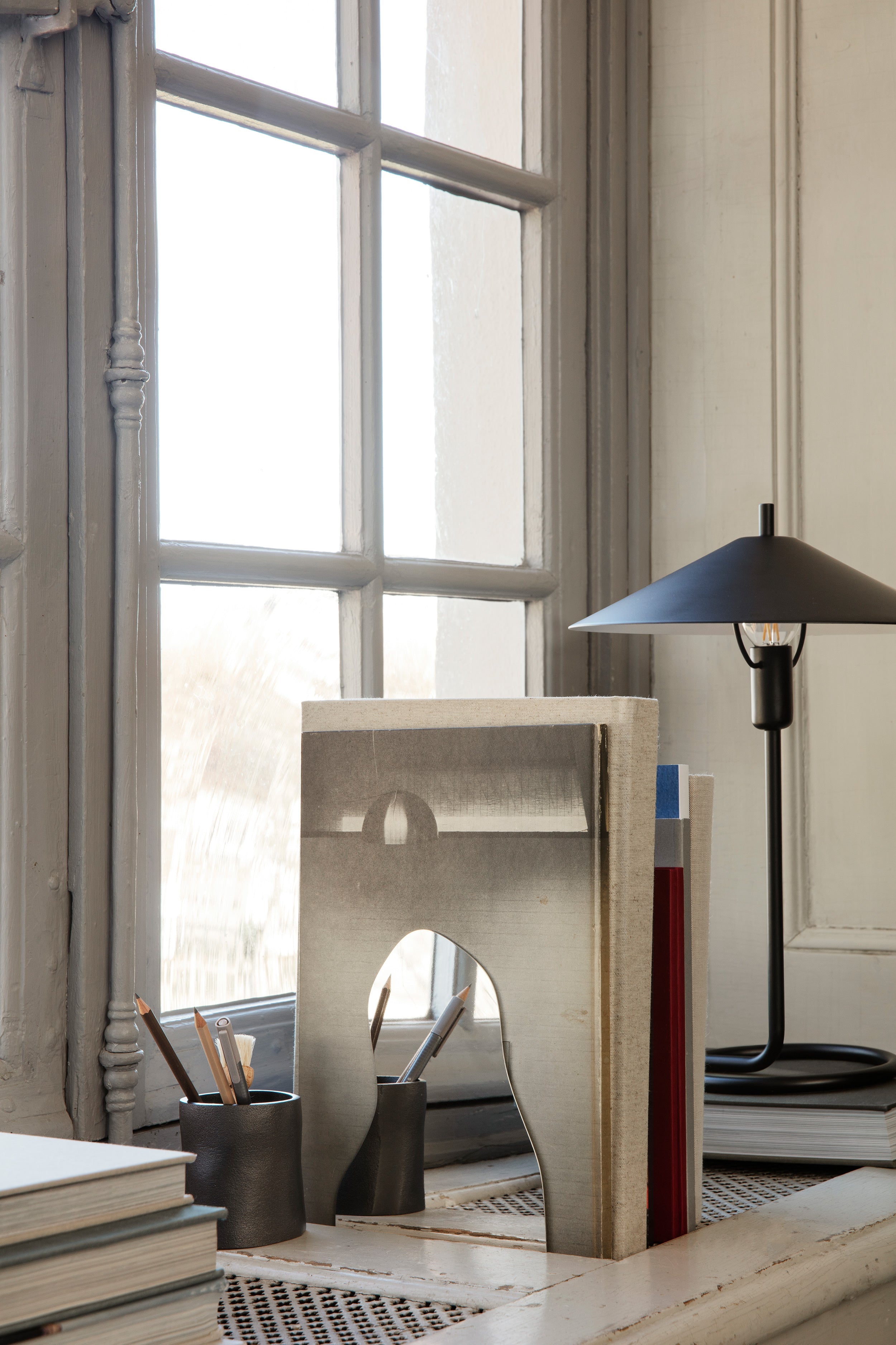 Filo schwarze Tischlampe