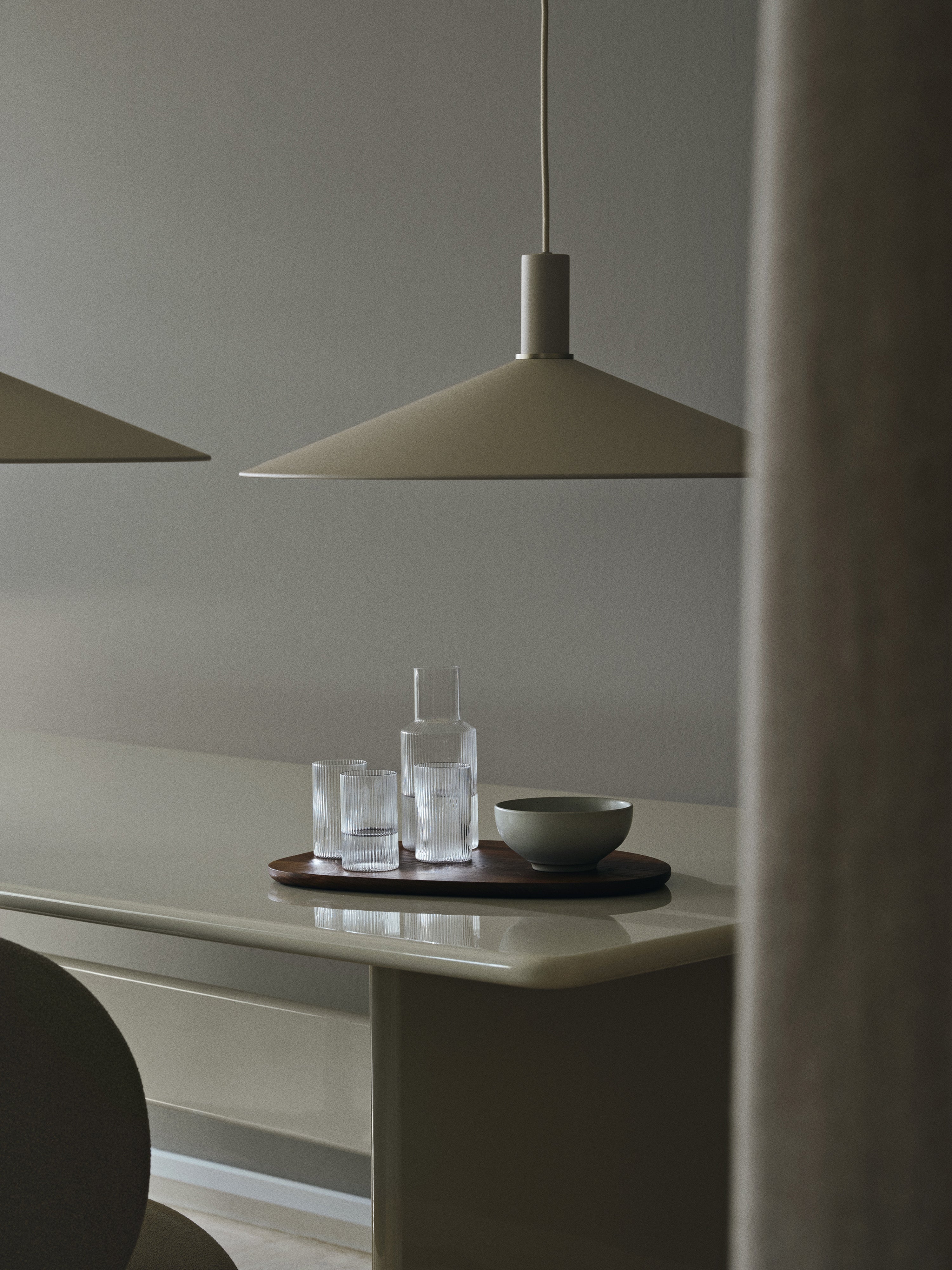 Sammeln Sie Winkel beige Lampenschirm