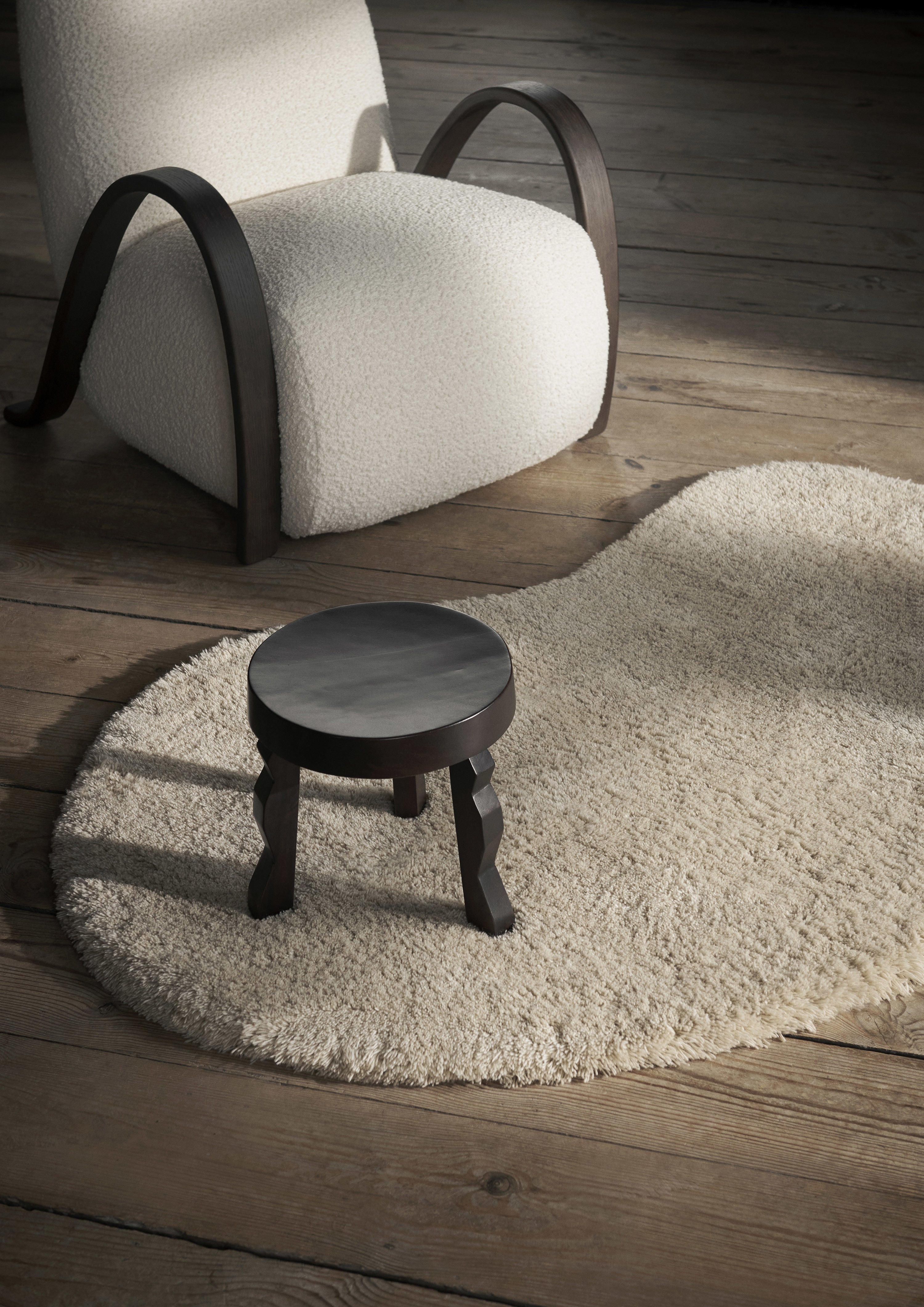 FORM Teppich cremeweiß