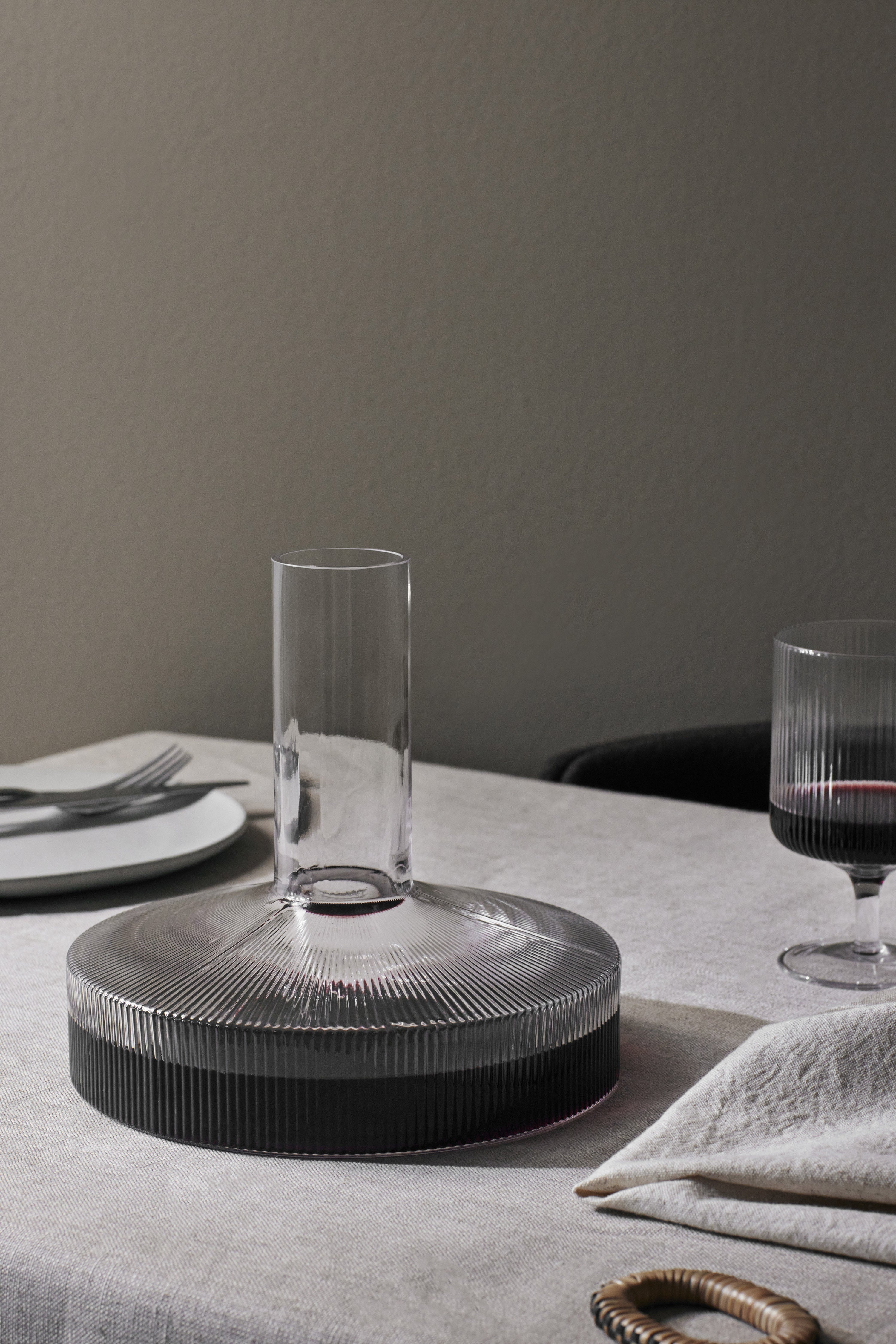 Weinkaraffe RIPPLE aus mundgeblasenem Glas