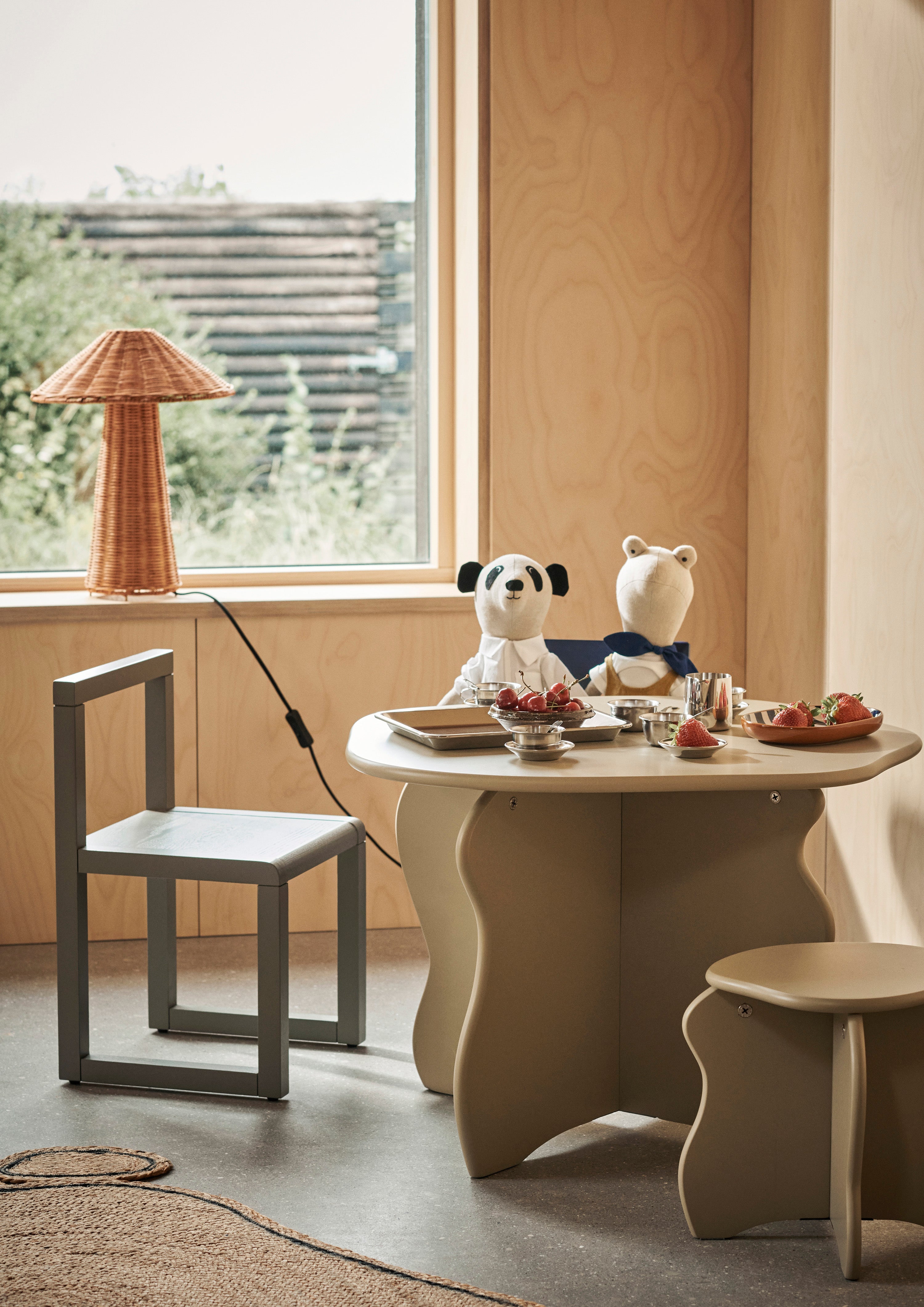 Dou Rattan Tischlampe