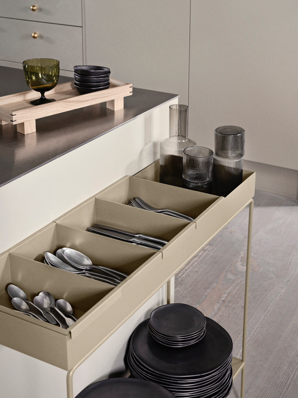 Plant box console beige