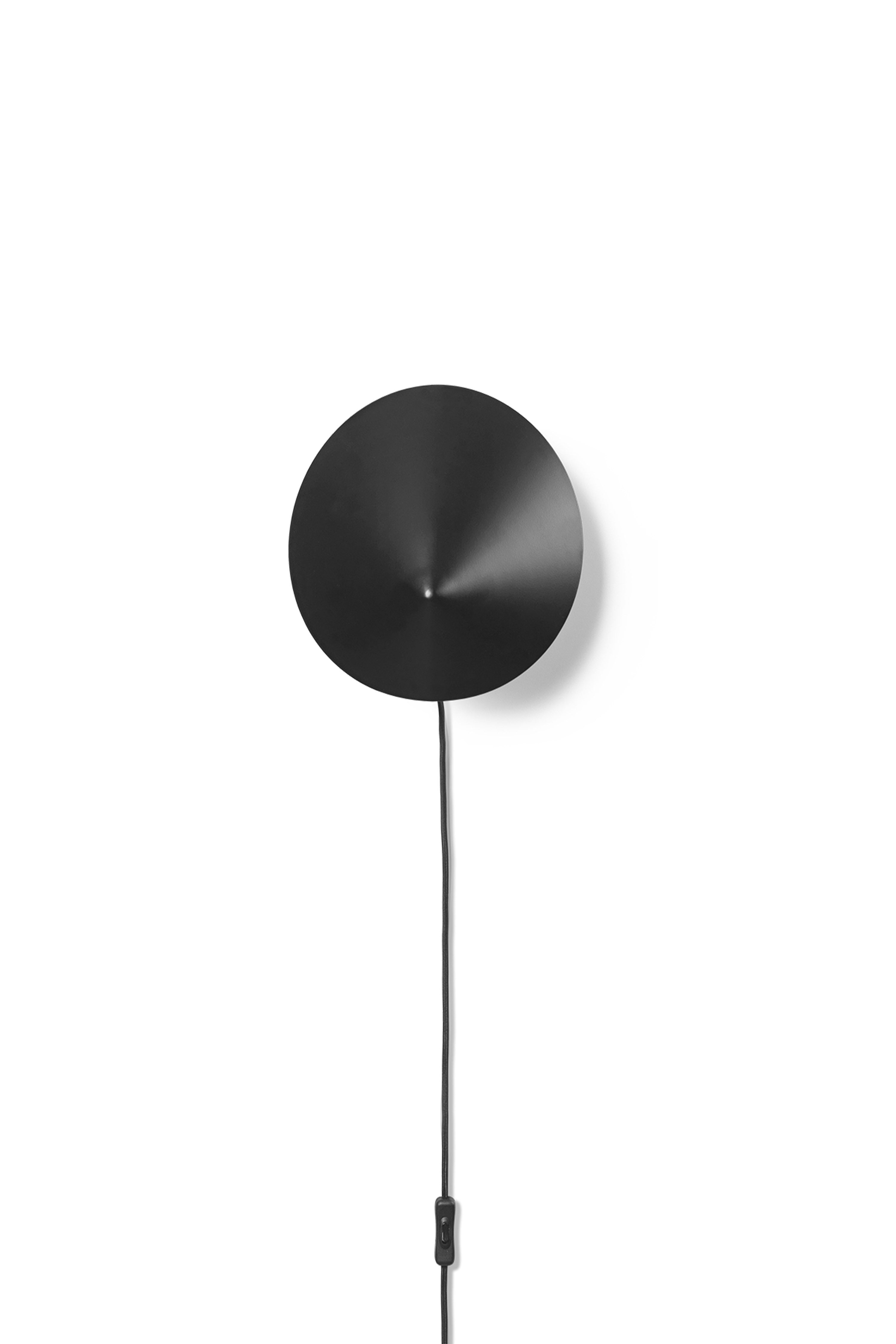 ARUM black wall lamp