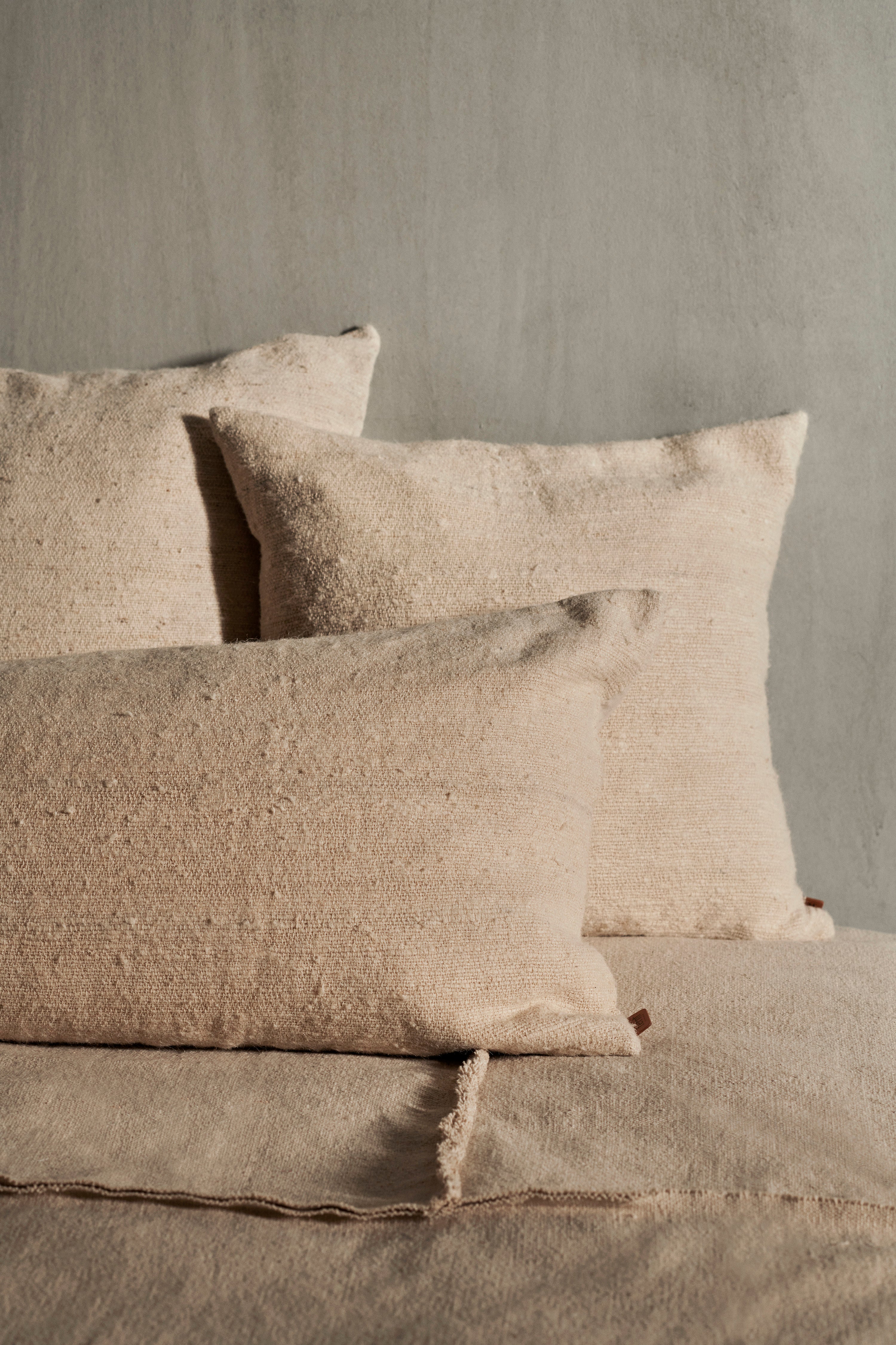 Dekokissen NETTLE LONG beige