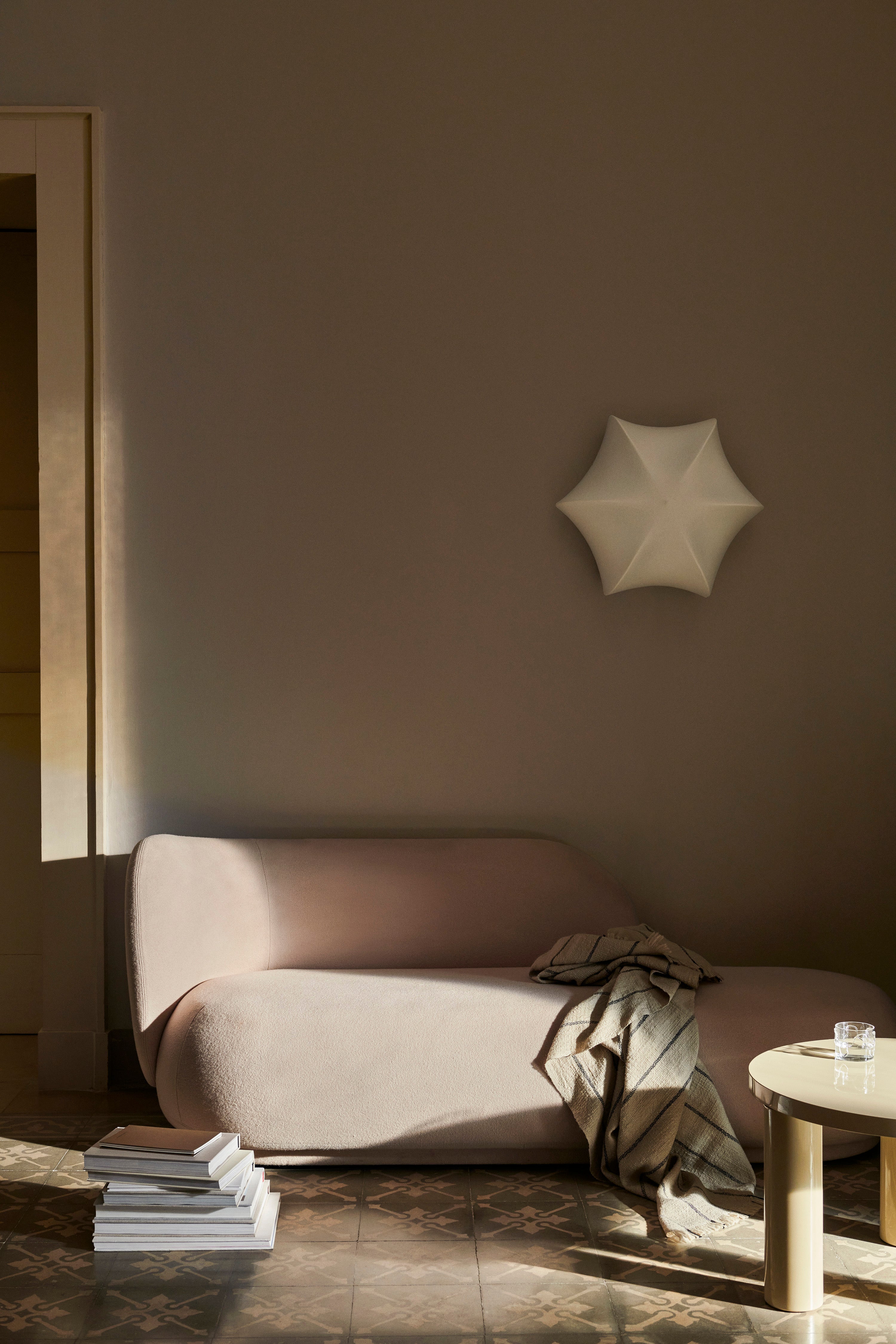 Wall lamp poem white