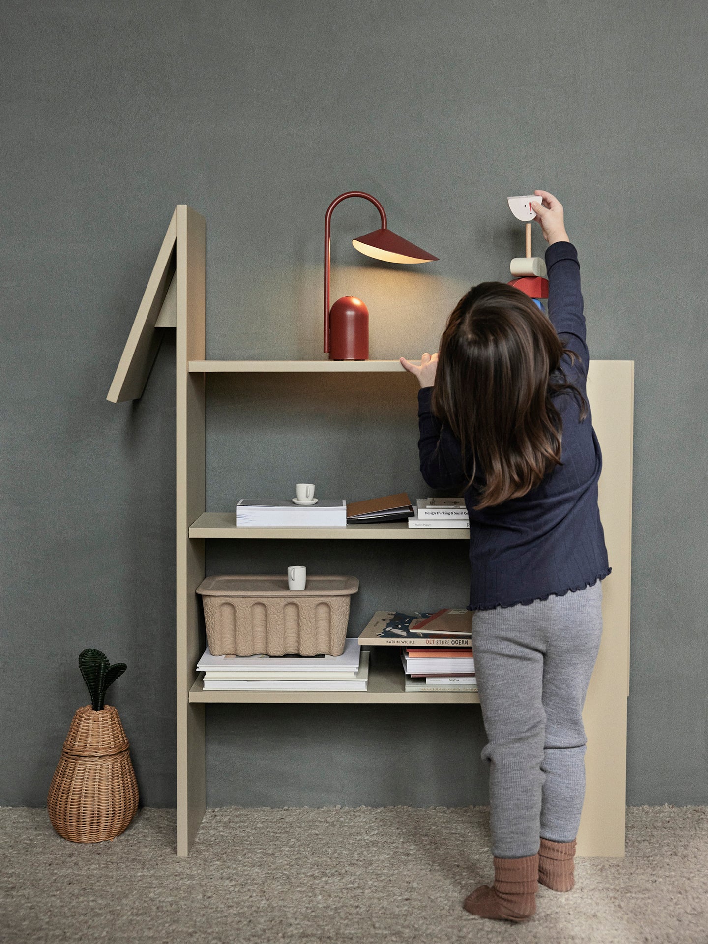 Bücherregal Pferd beige