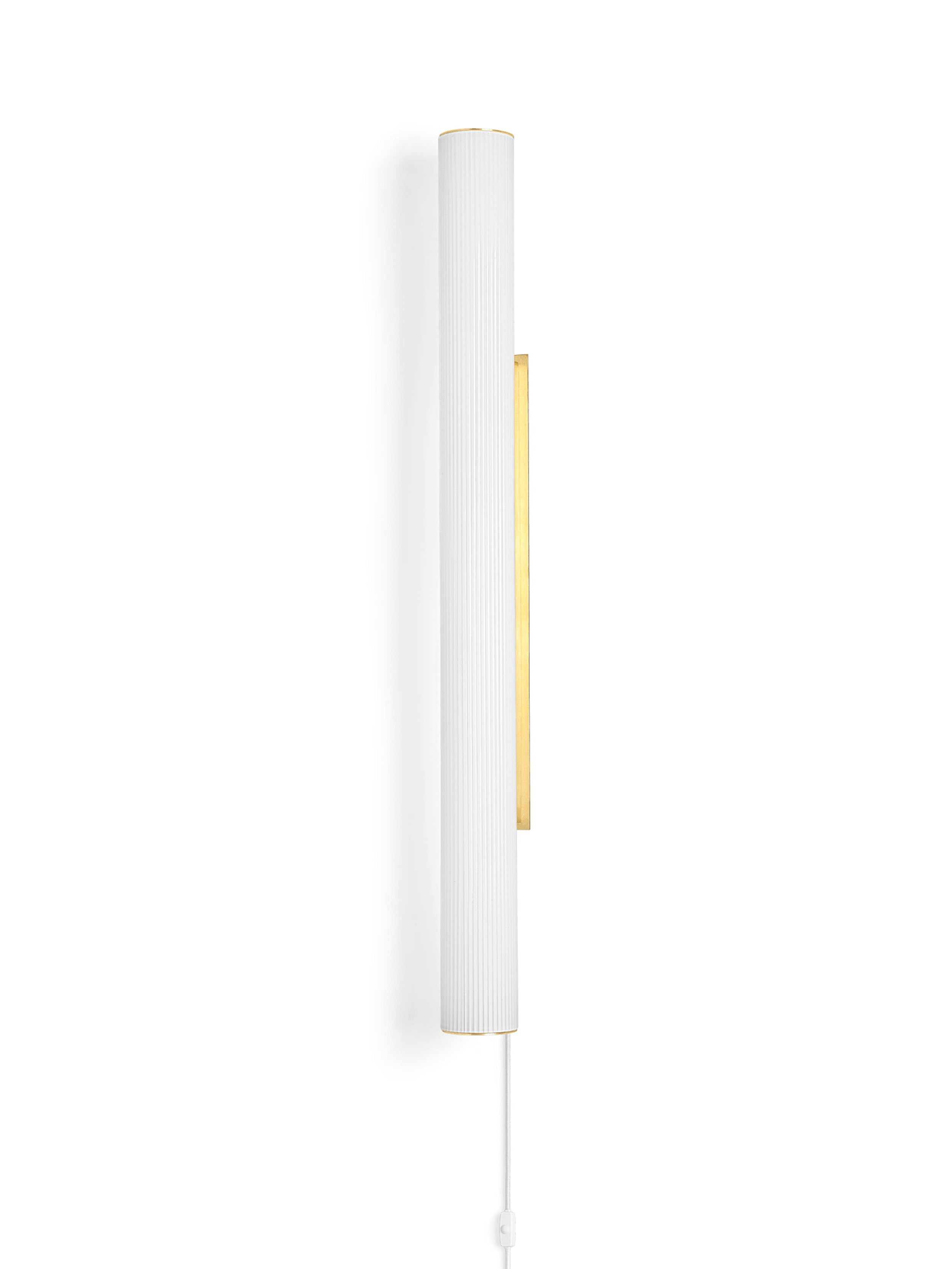 VUELTA LONG Wandleuchte weiß mit Messing-Finish