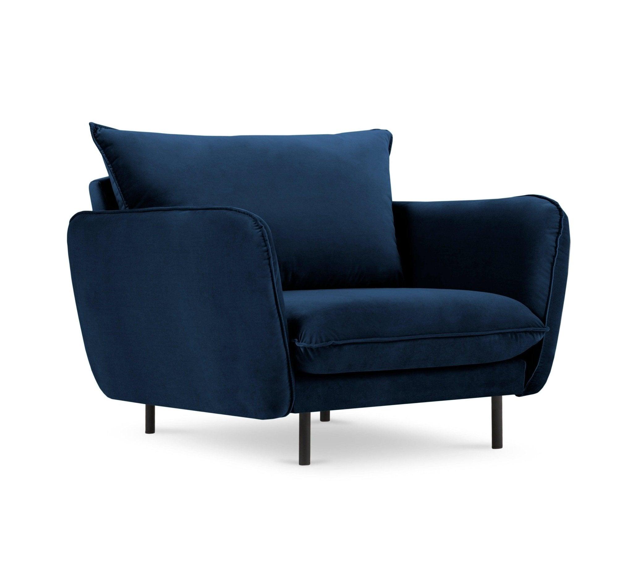 Fotel aksamitny VIENNA niebieski z czarną podstawą Cosmopolitan Design Eye on Design