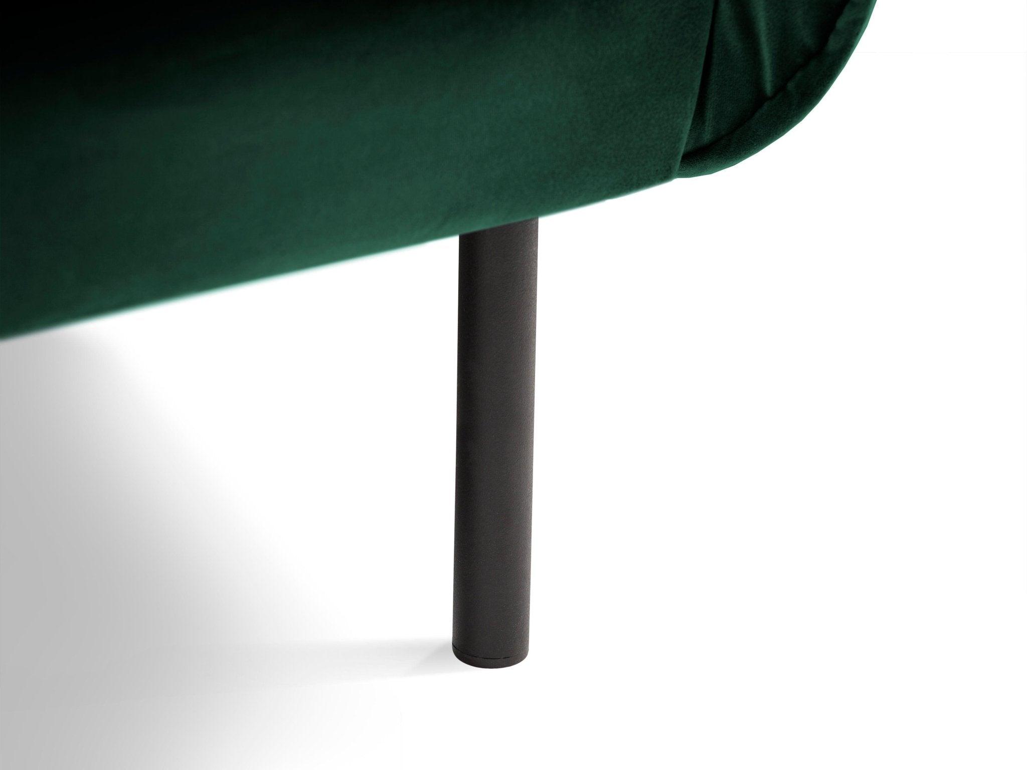 Fotel aksamitny VIENNA zielony z czarną podstawą Cosmopolitan Design Eye on Design