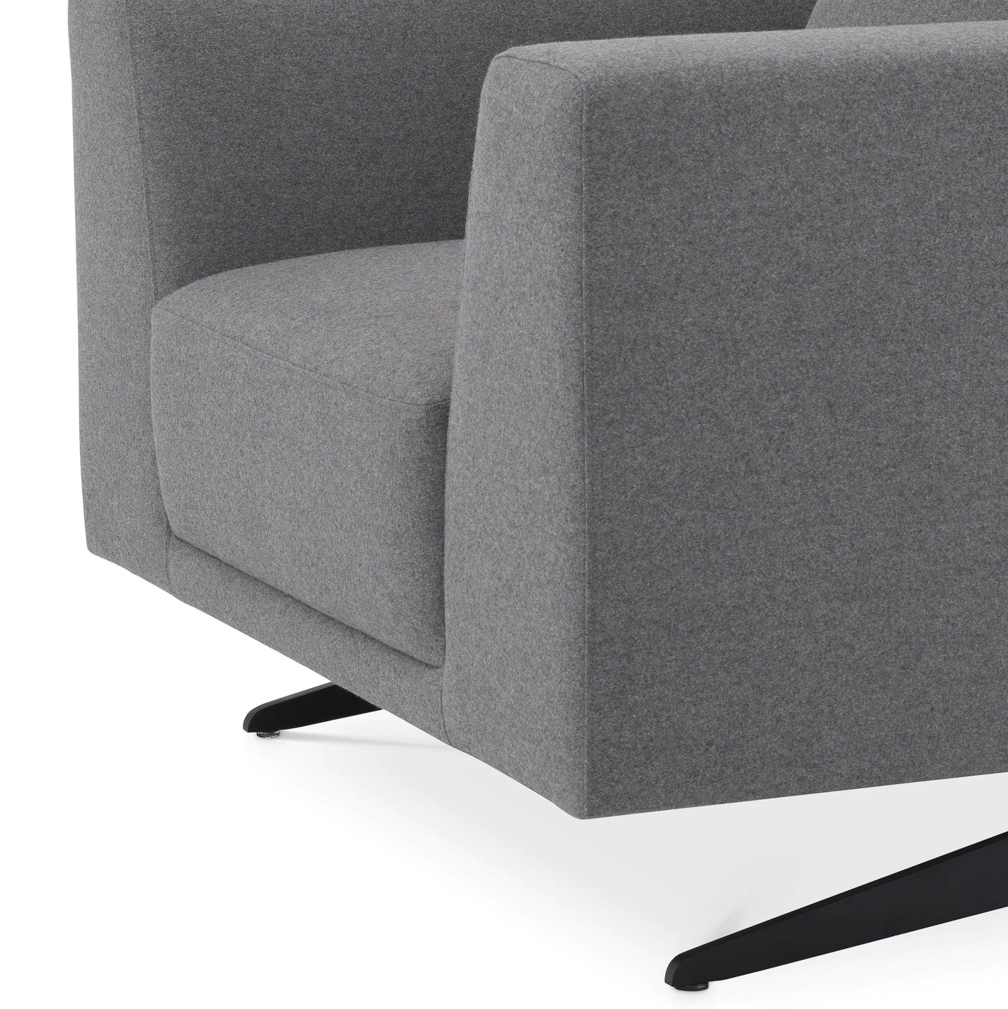 Fotel ENDLESS szary Eichholtz Eye on Design