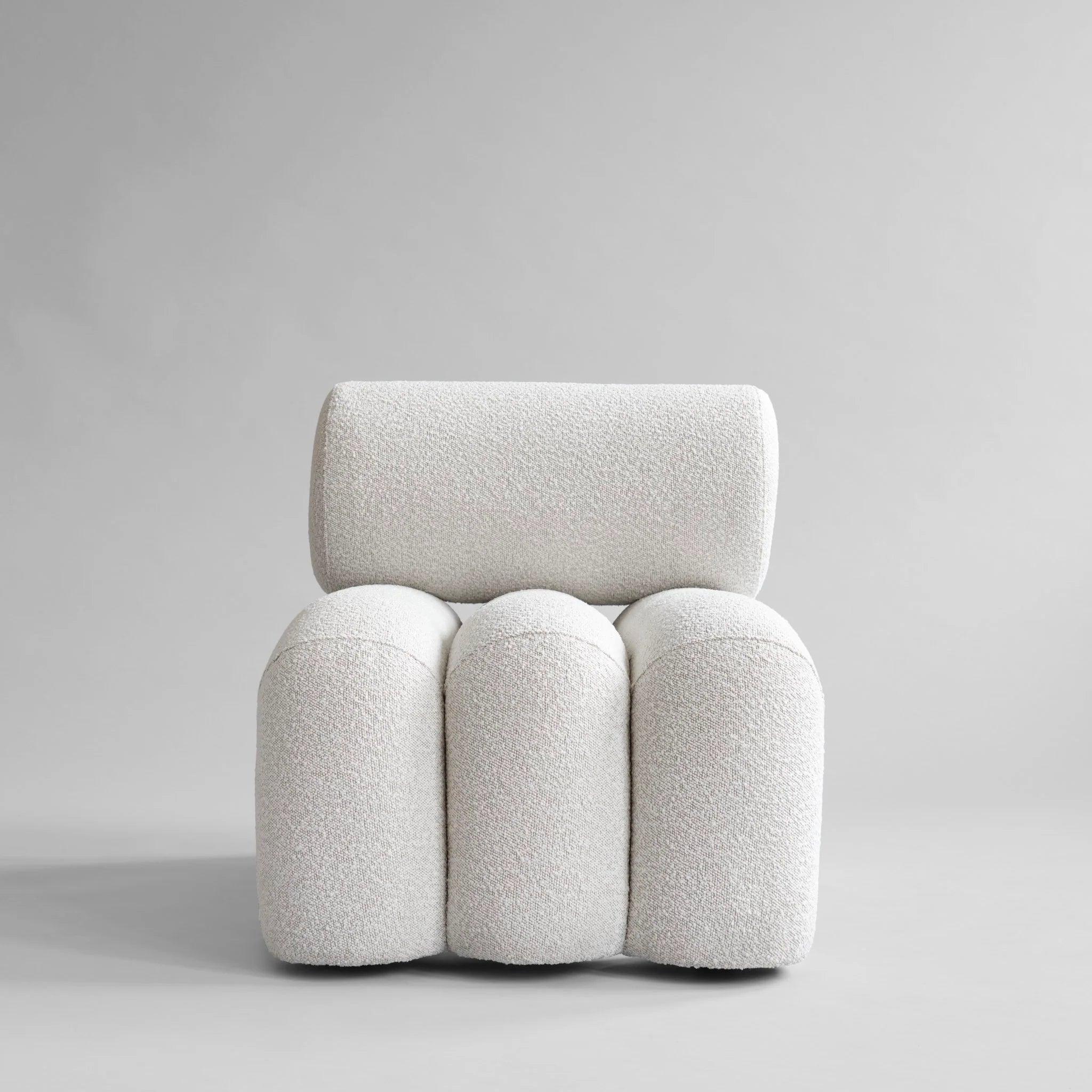Fotel FOKU boucle biały 101 Copenhagen Eye on Design