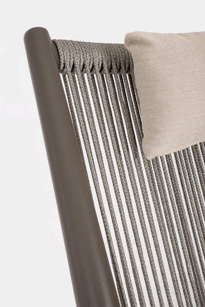 Außenstuhl ALOHA beige mit kakaofarbenem Gestell
