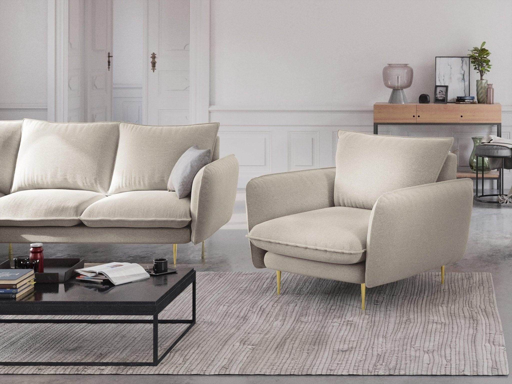 Fotel VIENNA piaskowy ze złotą podstawą Cosmopolitan Design Eye on Design