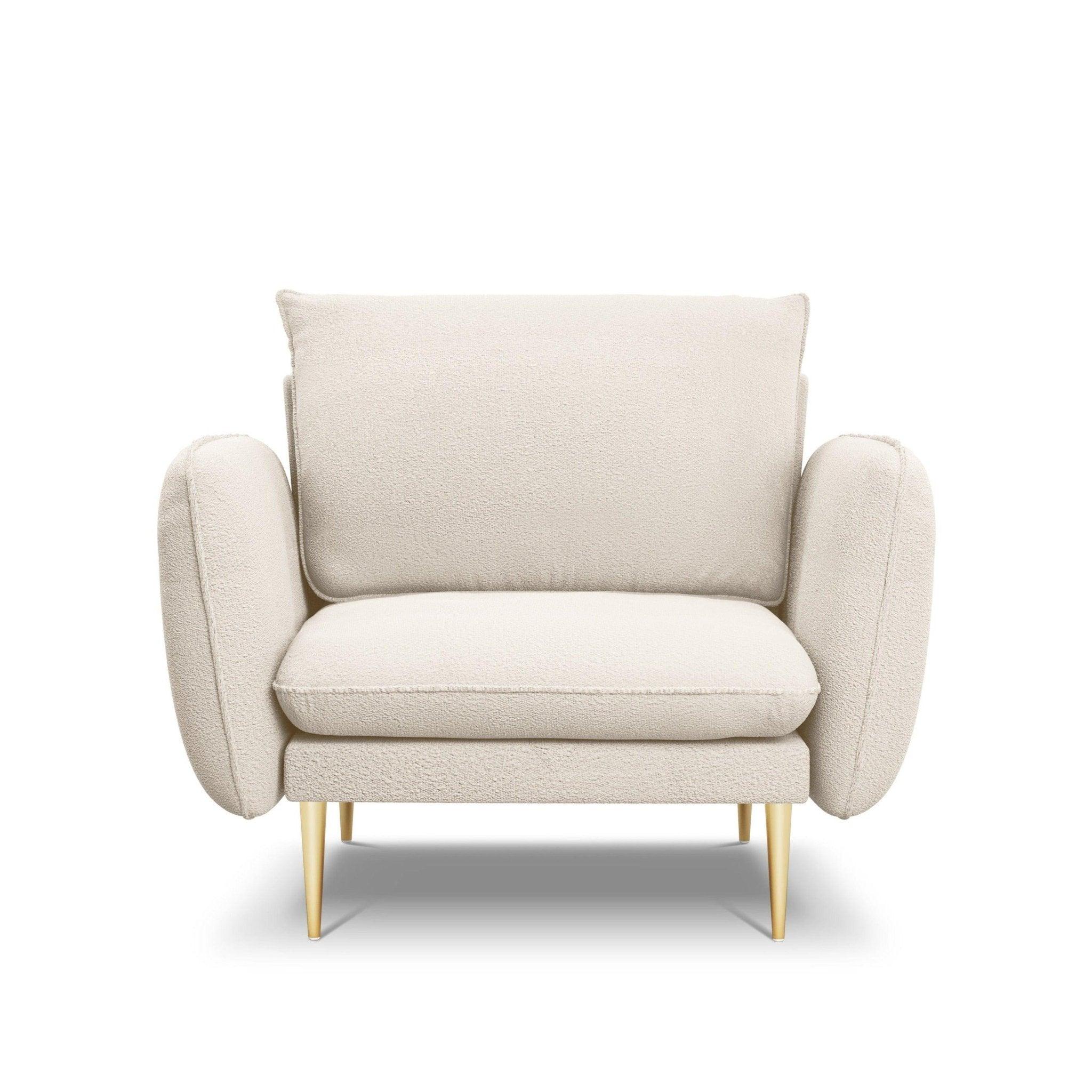 Fotel w tkaninie boucle VIENNA beżowy ze złotą podstawą Cosmopolitan Design Eye on Design