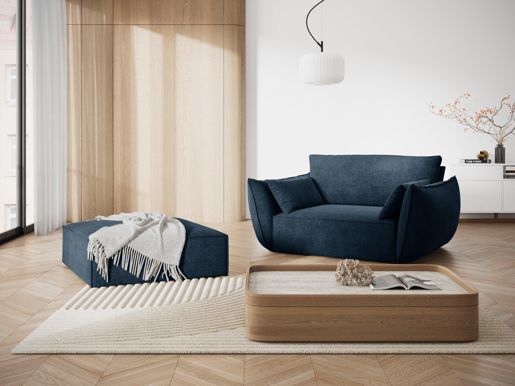 Fotel w tkaninie szenilowej VANDA granat królewski Mazzini Sofas Eye on Design