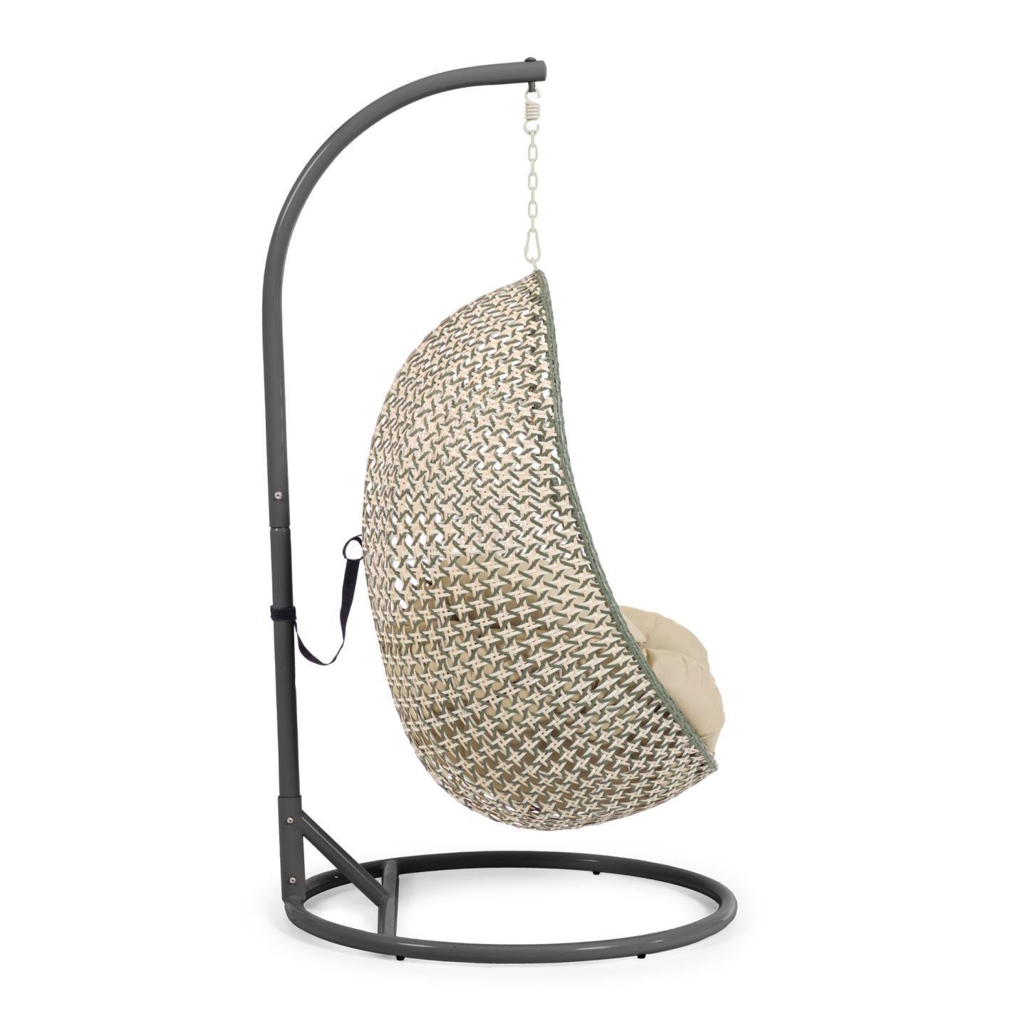 Fotel wiszący CIRA zielony rattan z ciemnoszarą podstawą La Forma Eye on Design