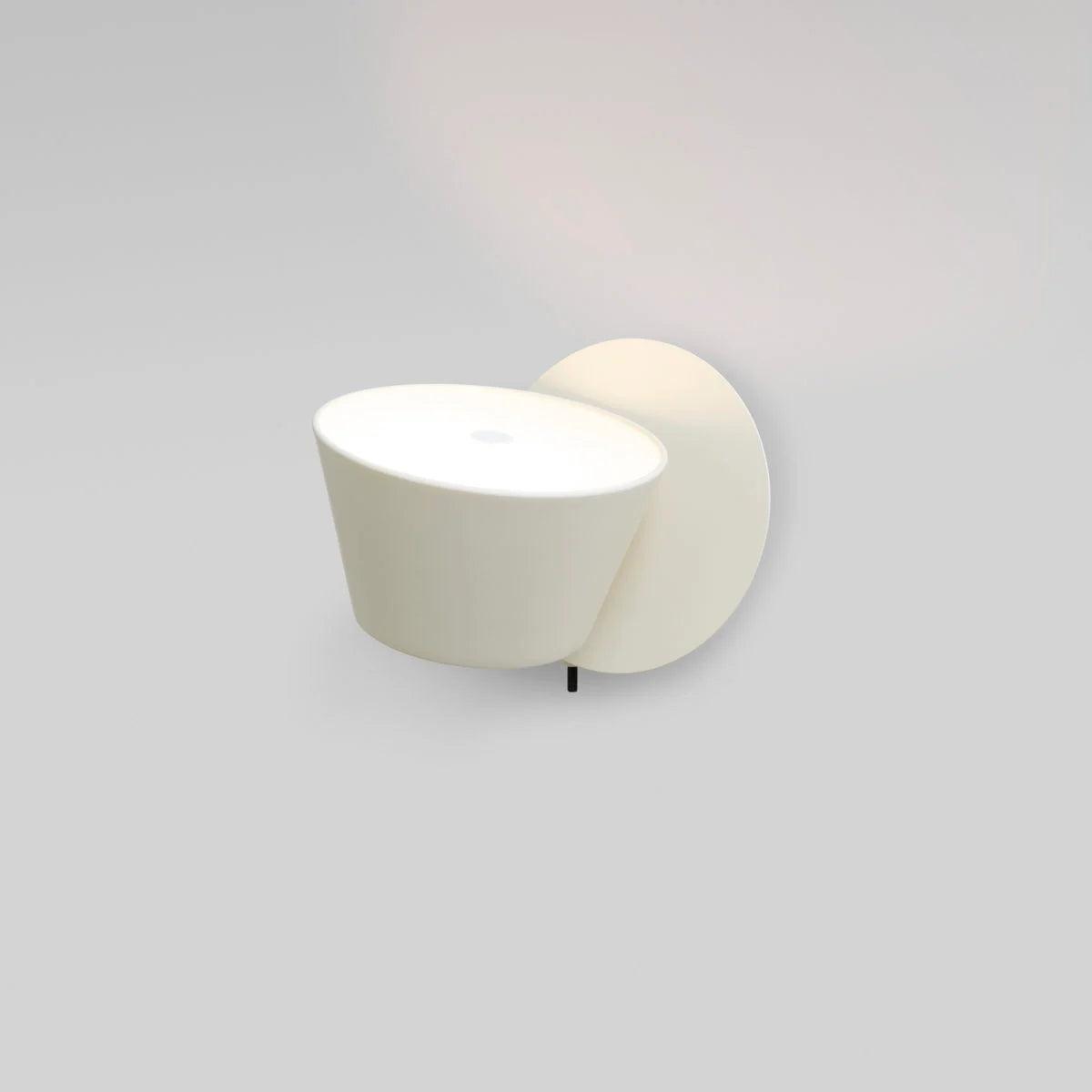 Kinkiet ścienny TAM TAM biały Marset Eye on Design