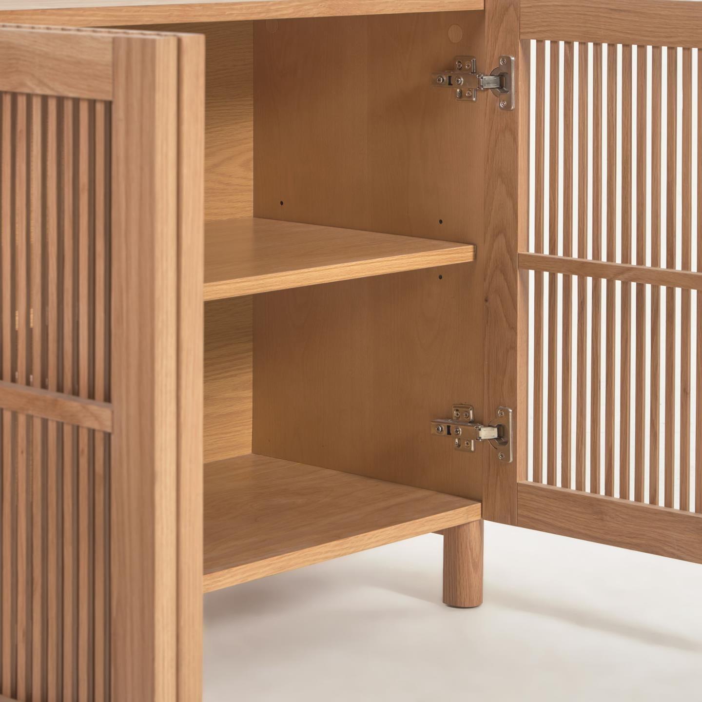 Komoda BEYLA lite drewno dębowe La Forma Eye on Design