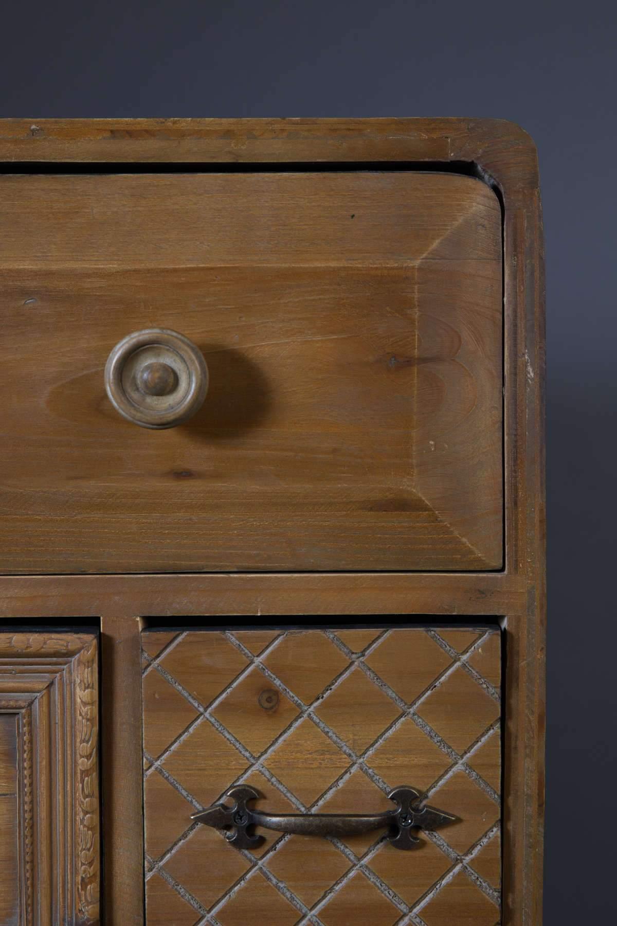 Komoda JOVE brązowa Dutchbone Eye on Design