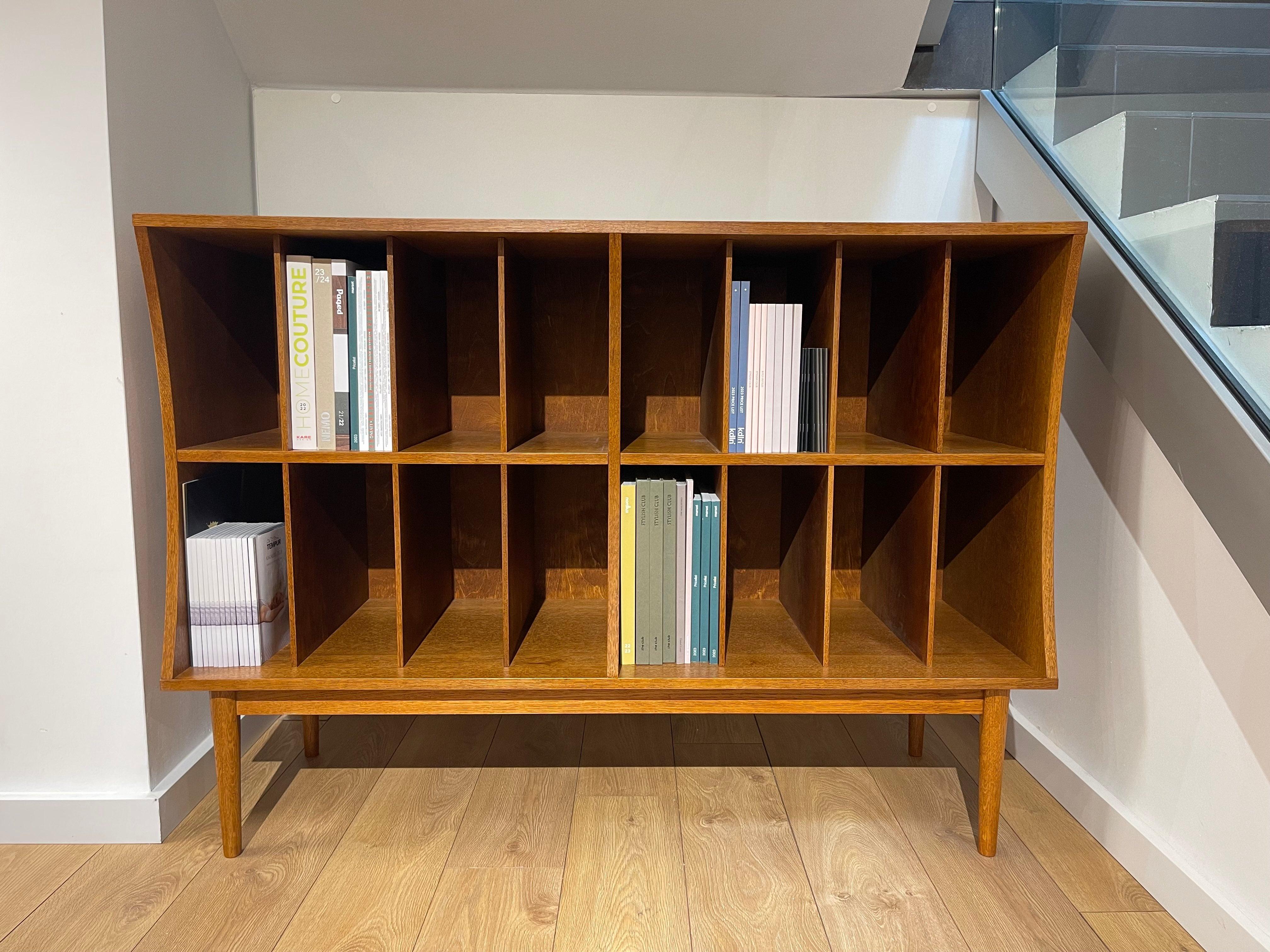 Komoda LORN VINYL naturalny dąb Pastform Eye on Design