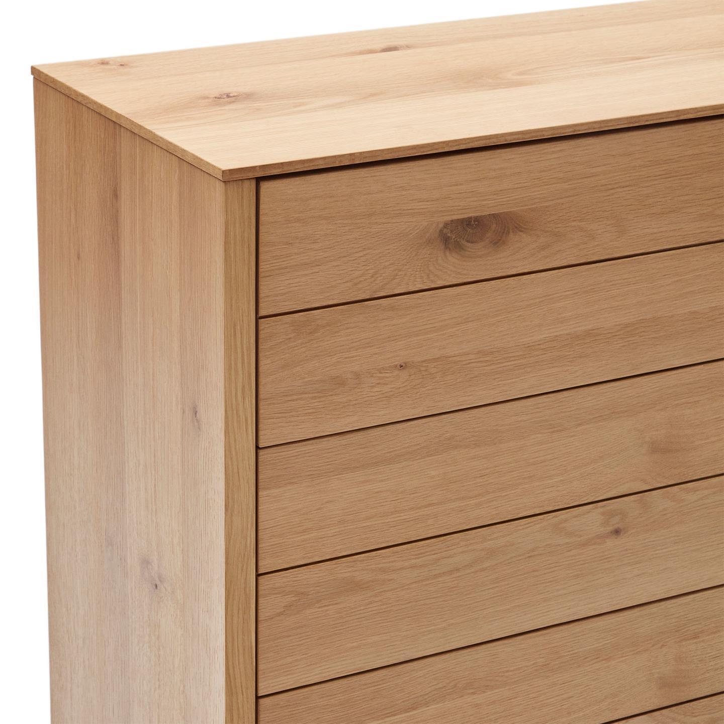Komoda z szufladami ALGUEMA fornir dębowy La Forma Eye on Design