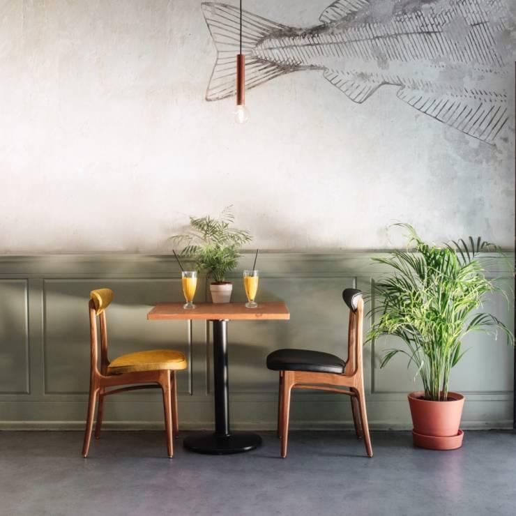 Krzesło 200-190 żółty w tkaninie Marble Mustard 366 concept Eye on Design