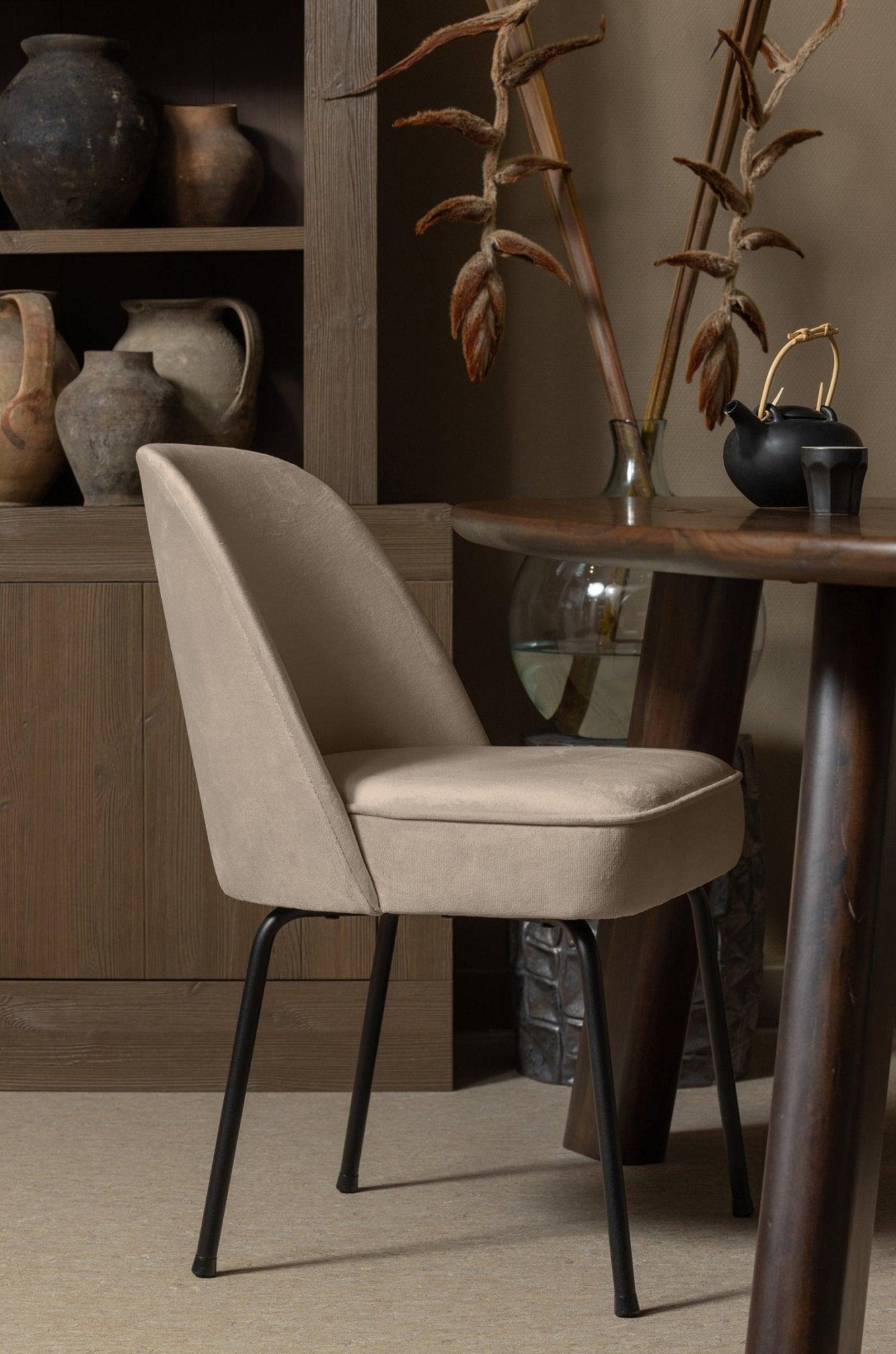 Krzesło aksamitne VOGUE khaki Be Pure Eye on Design