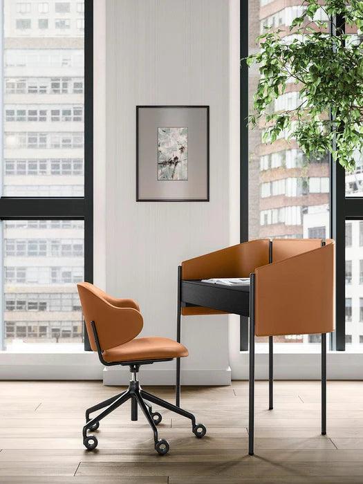 Krzesło biurowe HOLLY koniakowa ekoskóra Calligaris Eye on Design