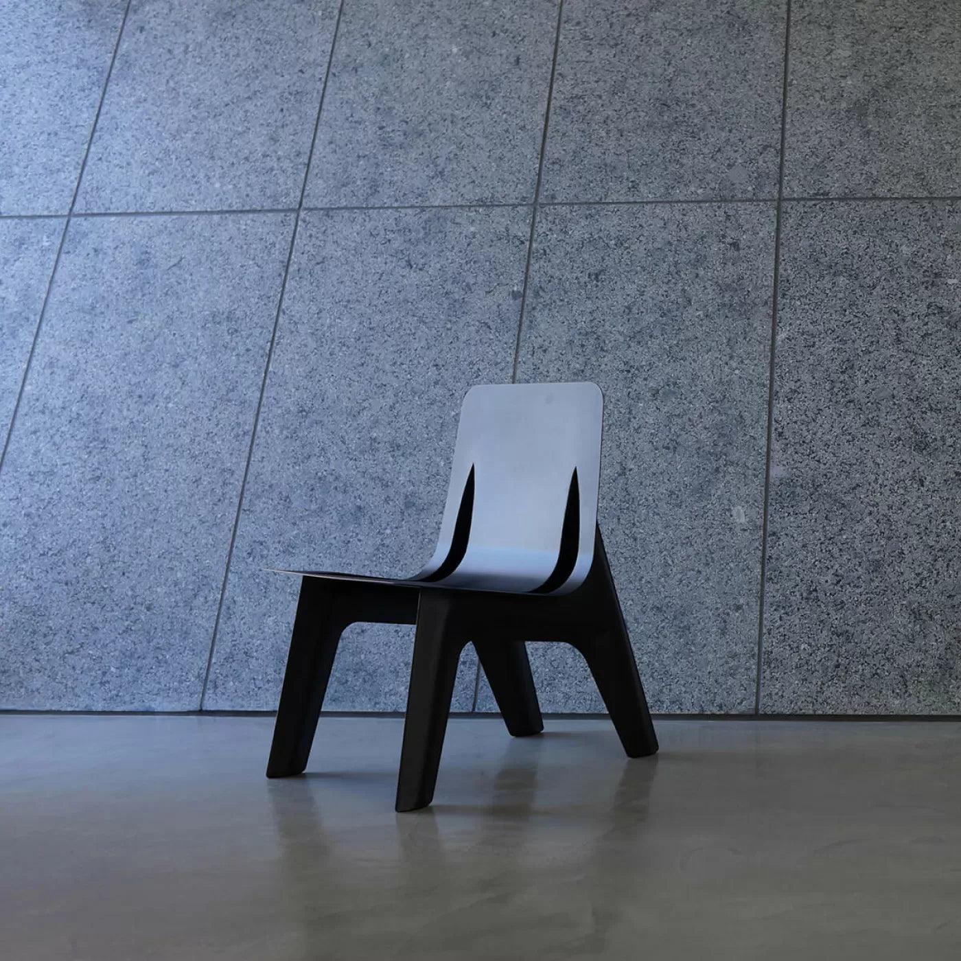 Krzesło J-CHAIR brązowy z koniakowym wykończeniem Zieta Studio Eye on Design