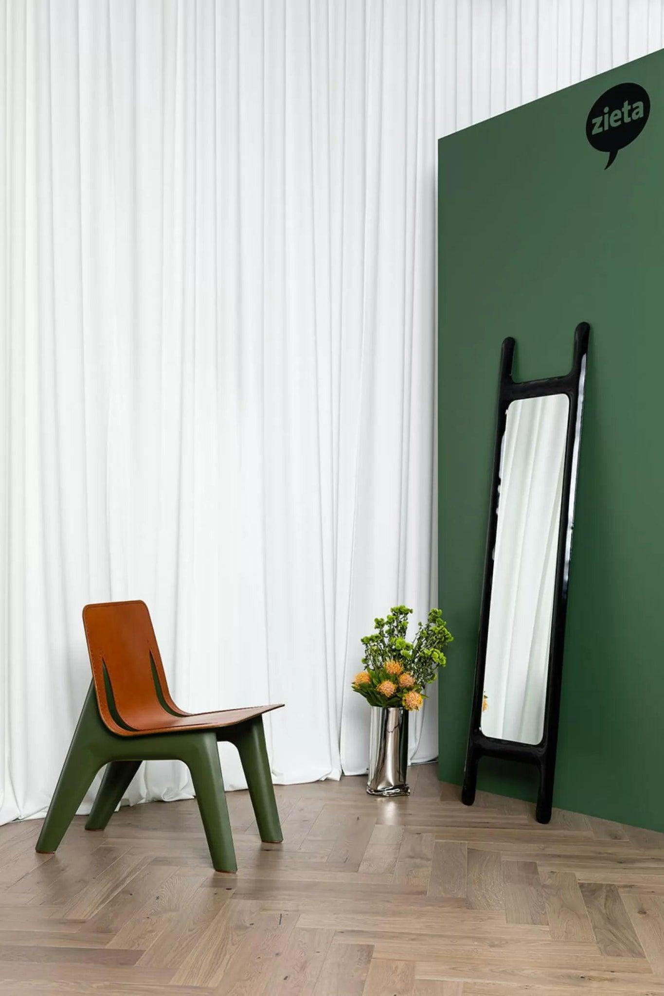 Krzesło J-CHAIR brązowy z koniakowym wykończeniem Zieta Studio Eye on Design