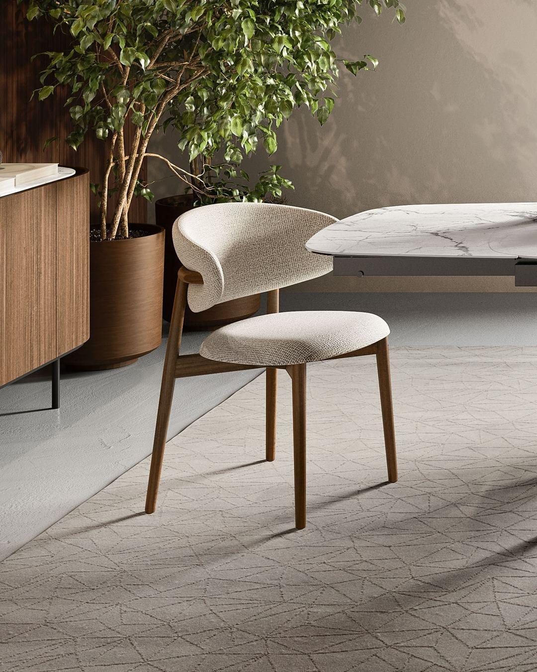 Krzesło OLEANDRO boucle beżowy z drewnianą podstawą Calligaris Eye on Design