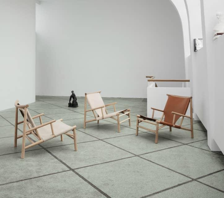 Krzesło SAMURAI łososiowy z dębową podstawą NORR11 Eye on Design