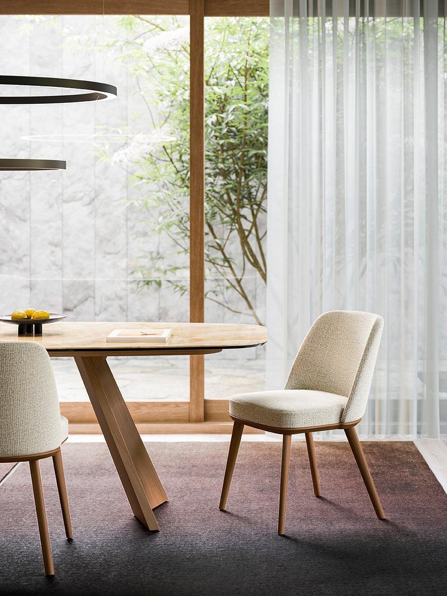 Krzesło skórzane FOYER jasnobrązowy z drewnianą podstawą Calligaris Eye on Design