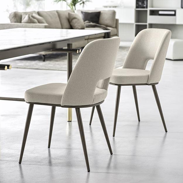 Krzesło skórzane FOYER jasnobrązowy z metalową podstawą Calligaris Eye on Design