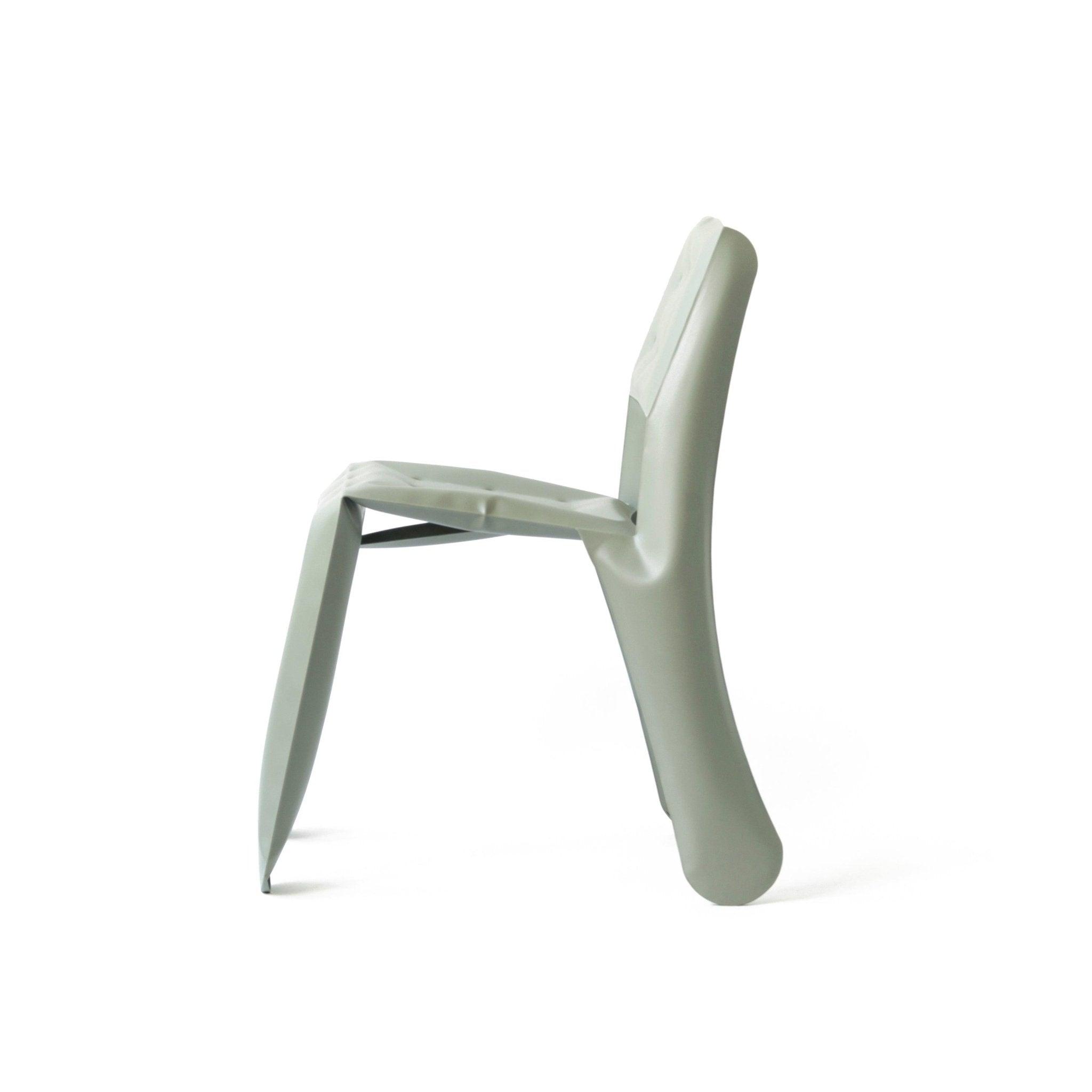 Krzesło stalowe CHIPPENSTEEL 0.5 szary mech mat Zieta Studio Eye on Design