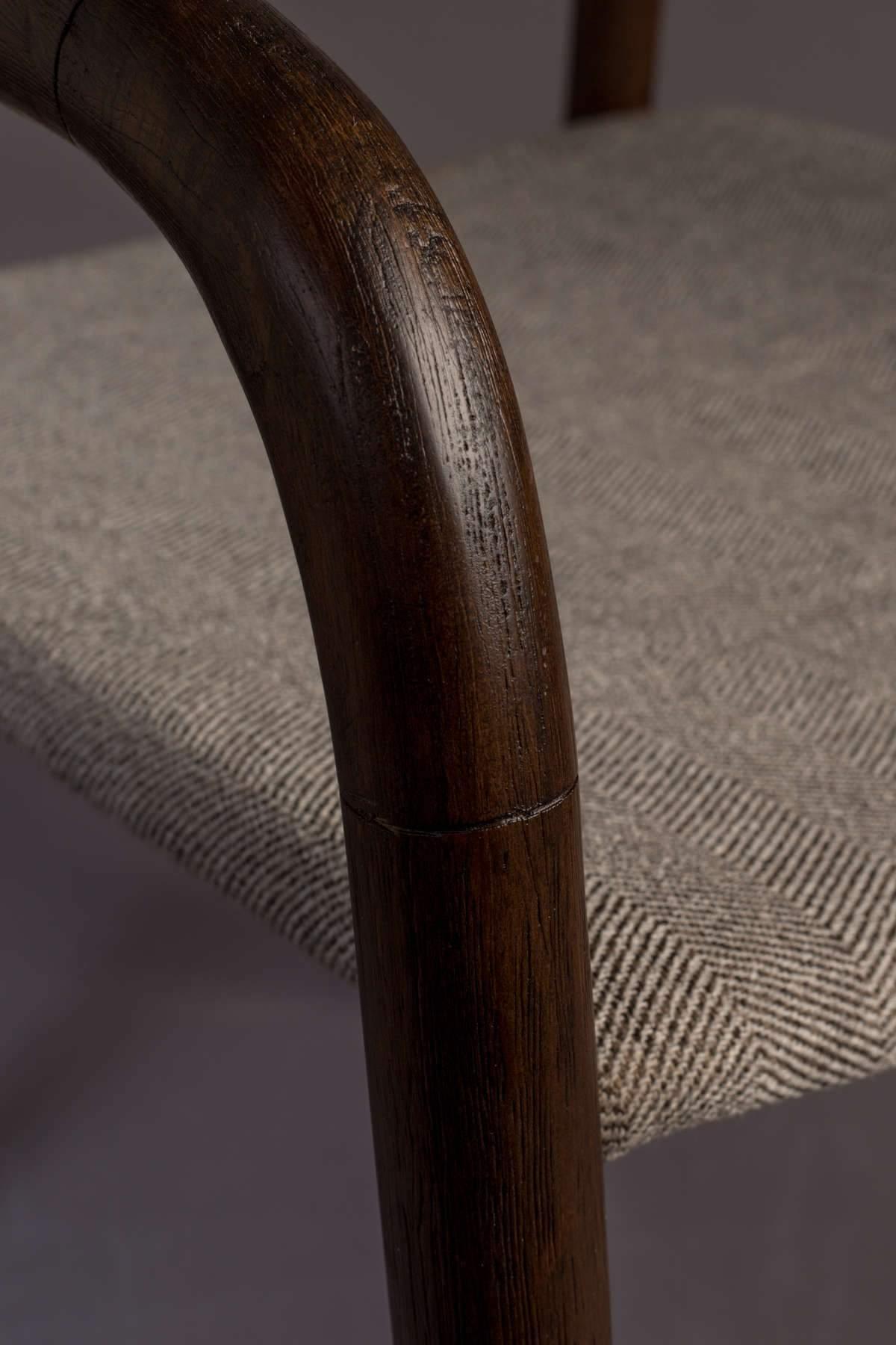 Krzesło z podłokietnikami TORRANCE beżowy Dutchbone Eye on Design