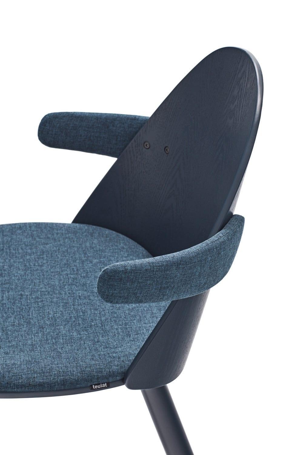 Krzesło z podłokietnikami UMA niebieski Teulat Eye on Design