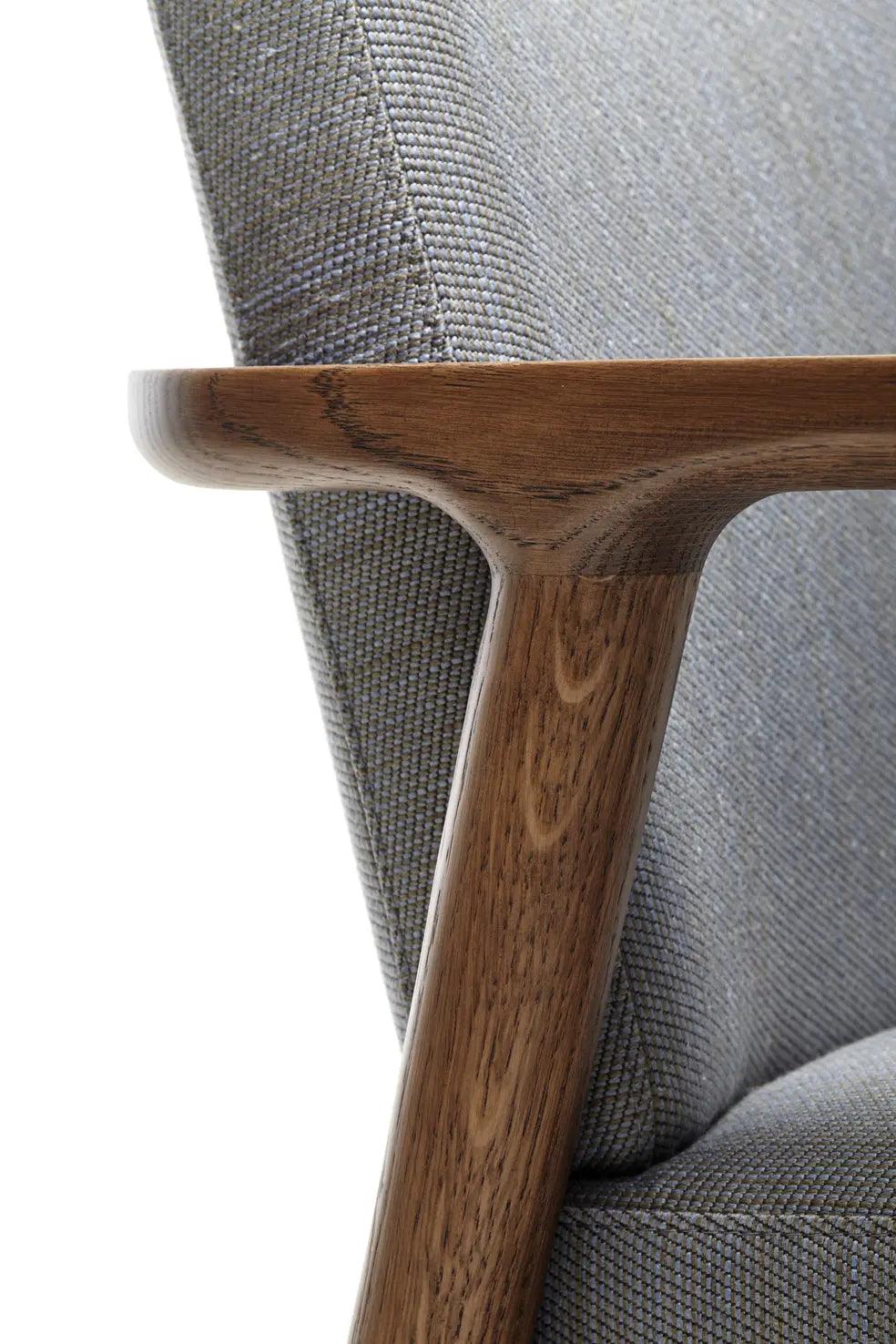 Krzesło z podłokietnikami ZIO drewno dębowe Moooi Eye on Design