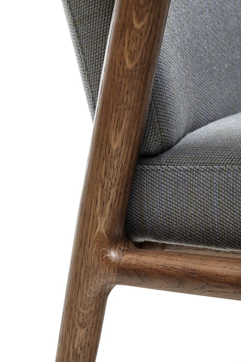 Krzesło z podłokietnikami ZIO drewno dębowe Moooi Eye on Design